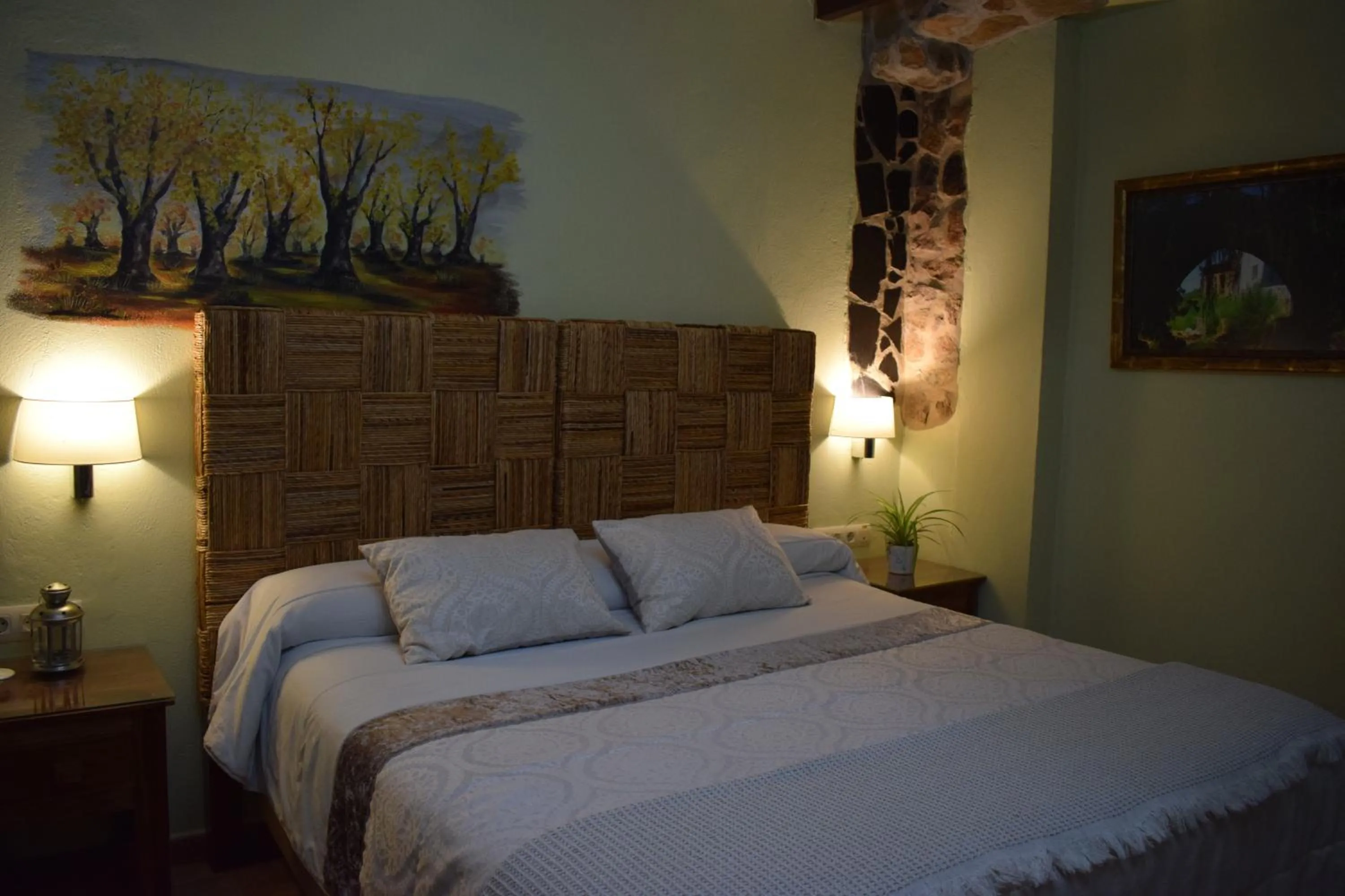 Bed in Hostal Rural Molino Del Bombo