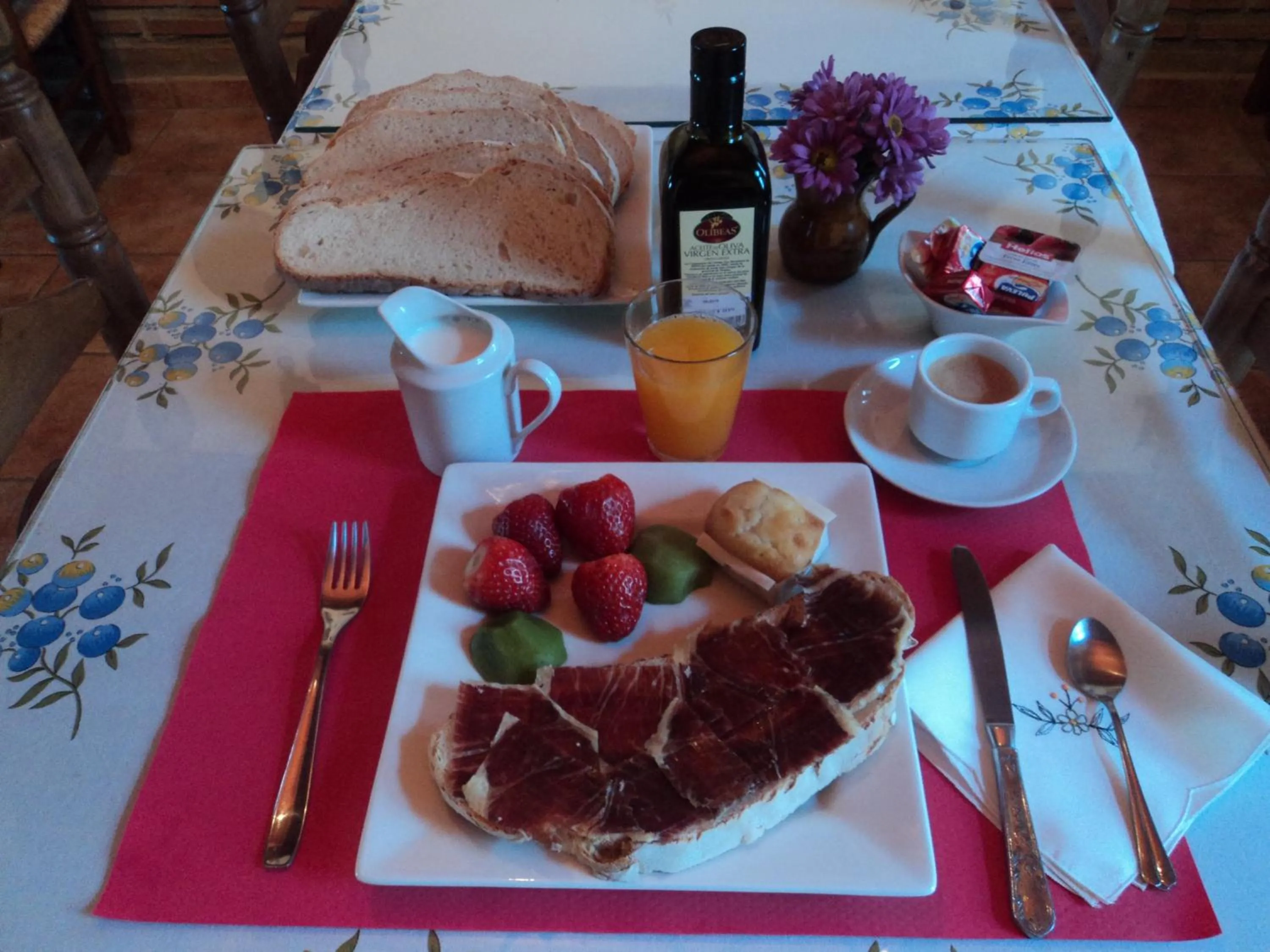 Breakfast in Hostal Rural Molino Del Bombo