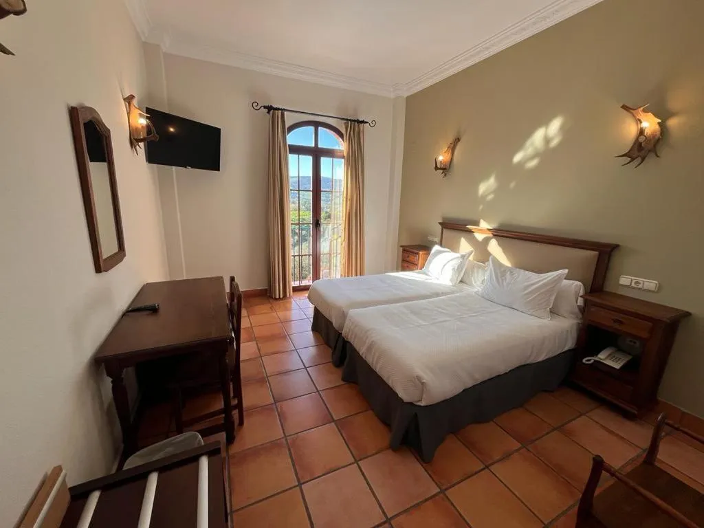 Bed in Hotel Sierra de Ubrique