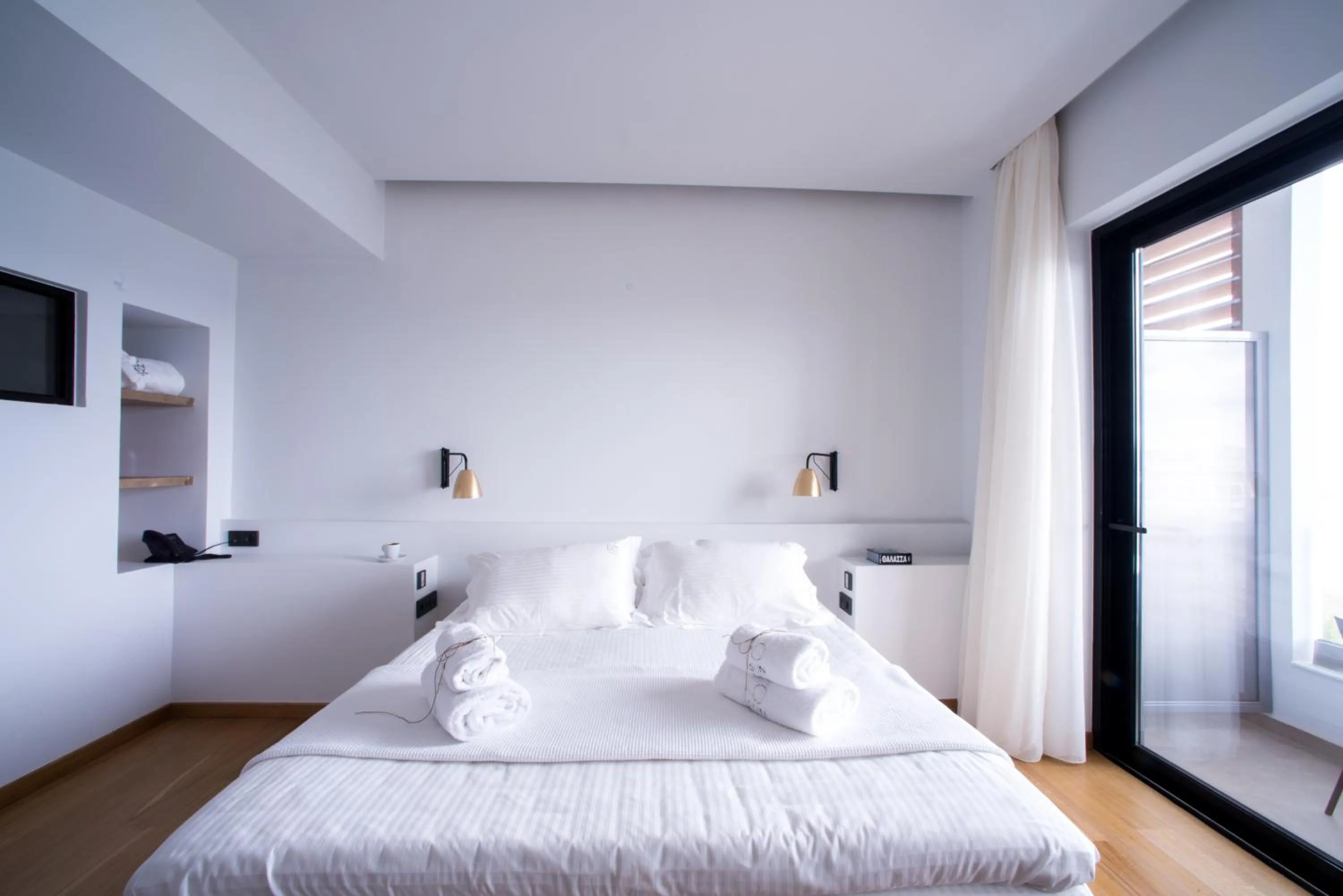 Bathroom, Bed in Sunday Boutique Hotel