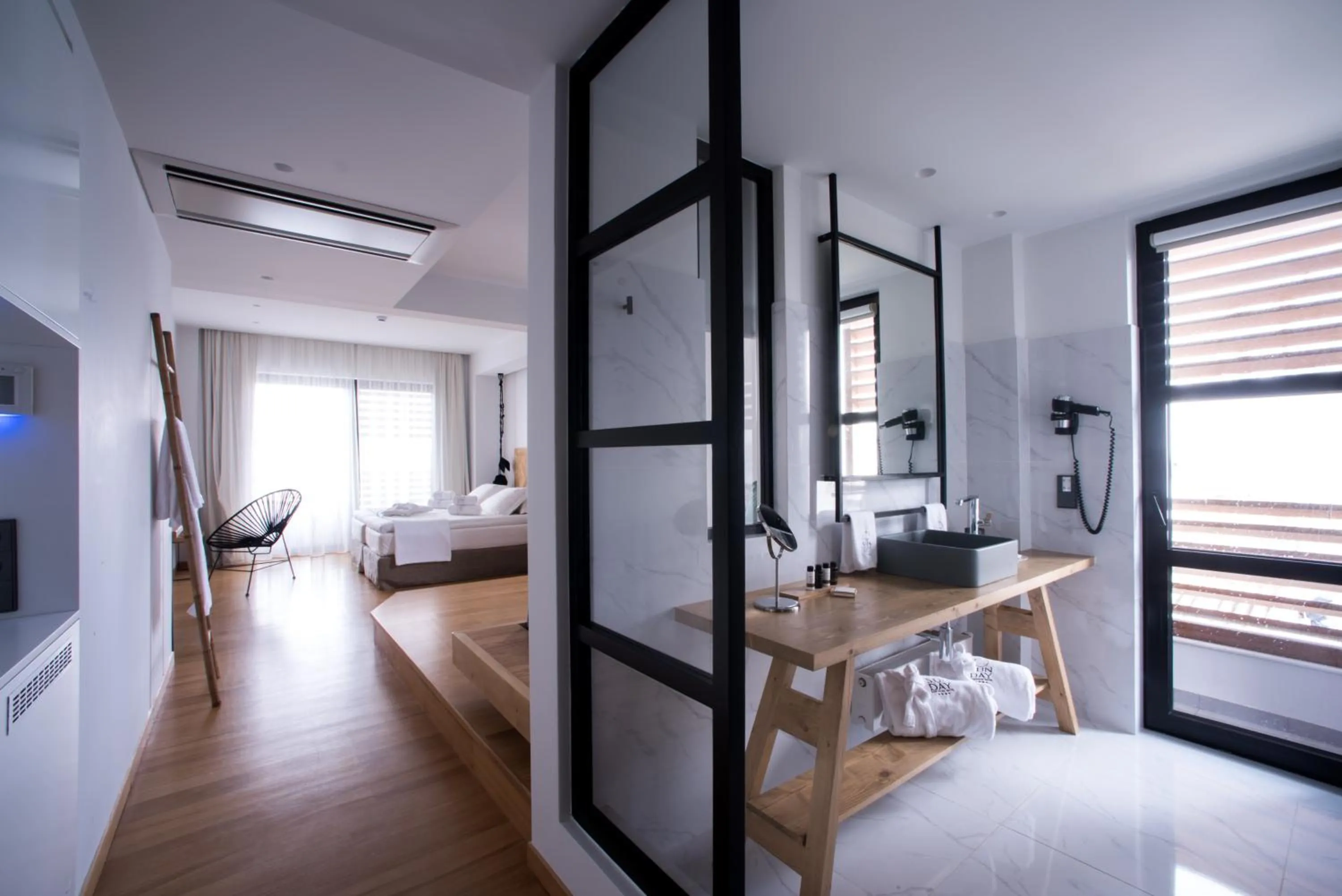 Bathroom, Bed in Sunday Boutique Hotel