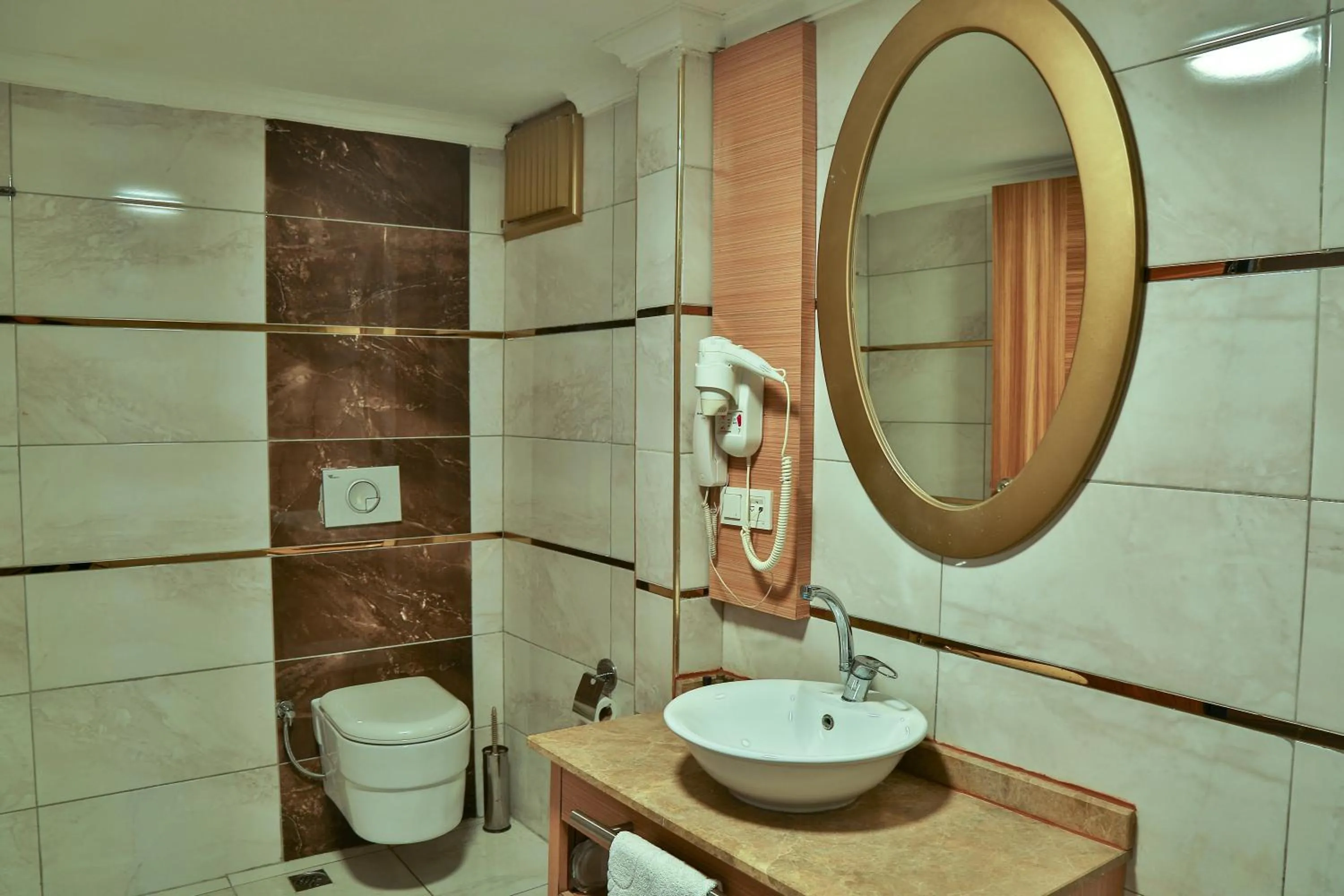 Toilet in Start Hotel