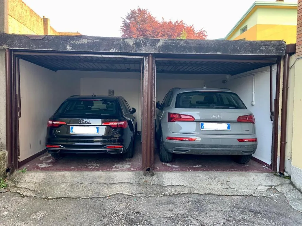 Parking in B2In Suite & Office