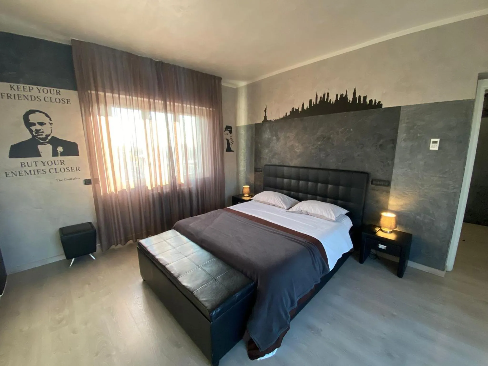 Bed in B2In Suite & Office