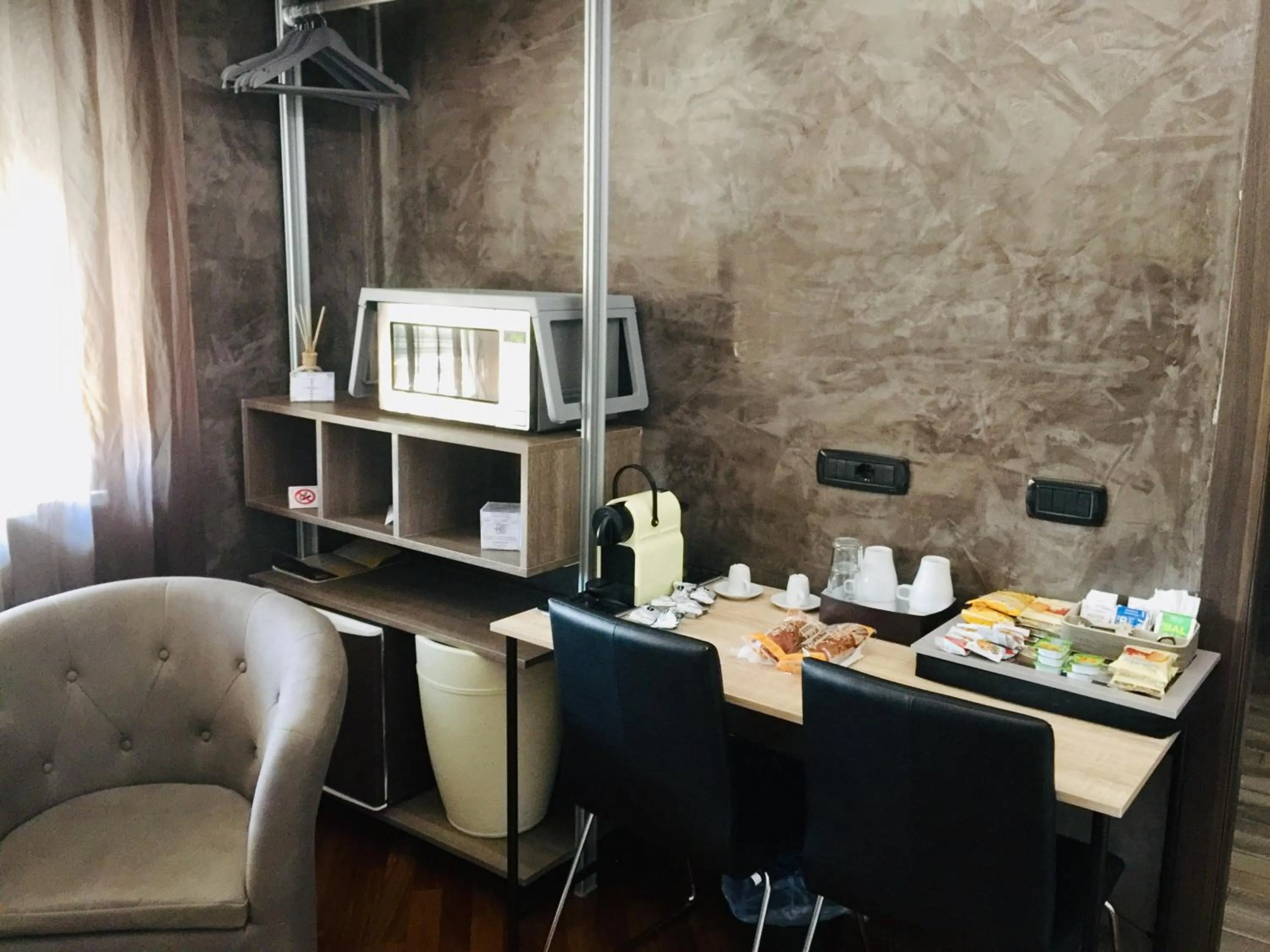 TV and multimedia in B2In Suite & Office