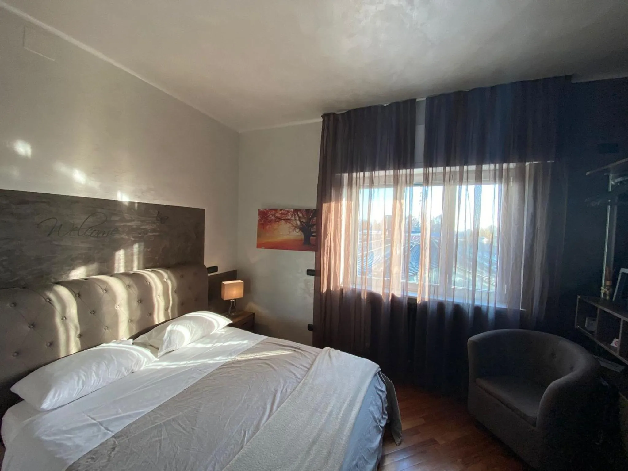 Bed in B2In Suite & Office