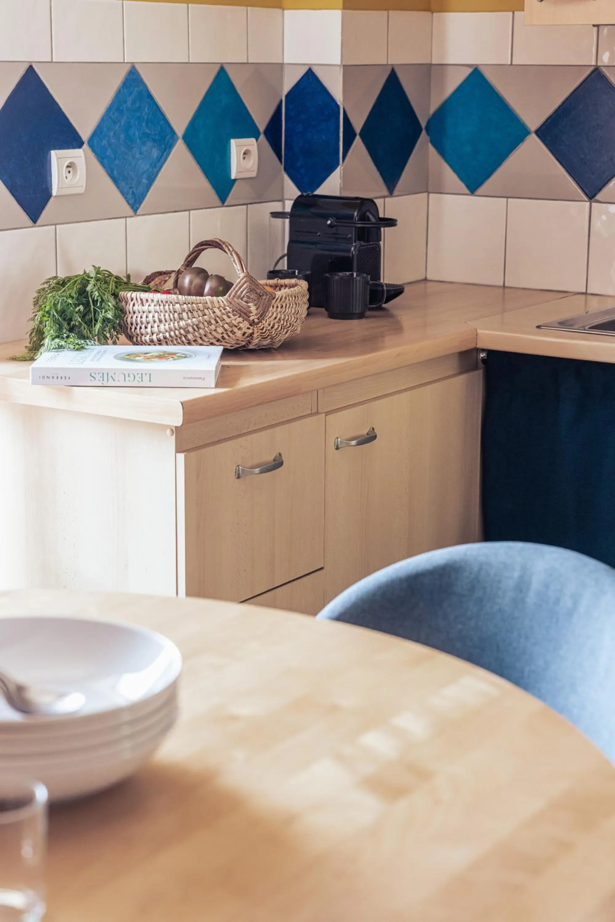 kitchen in Le Clos du 5 - Appart Hotel Bagneres