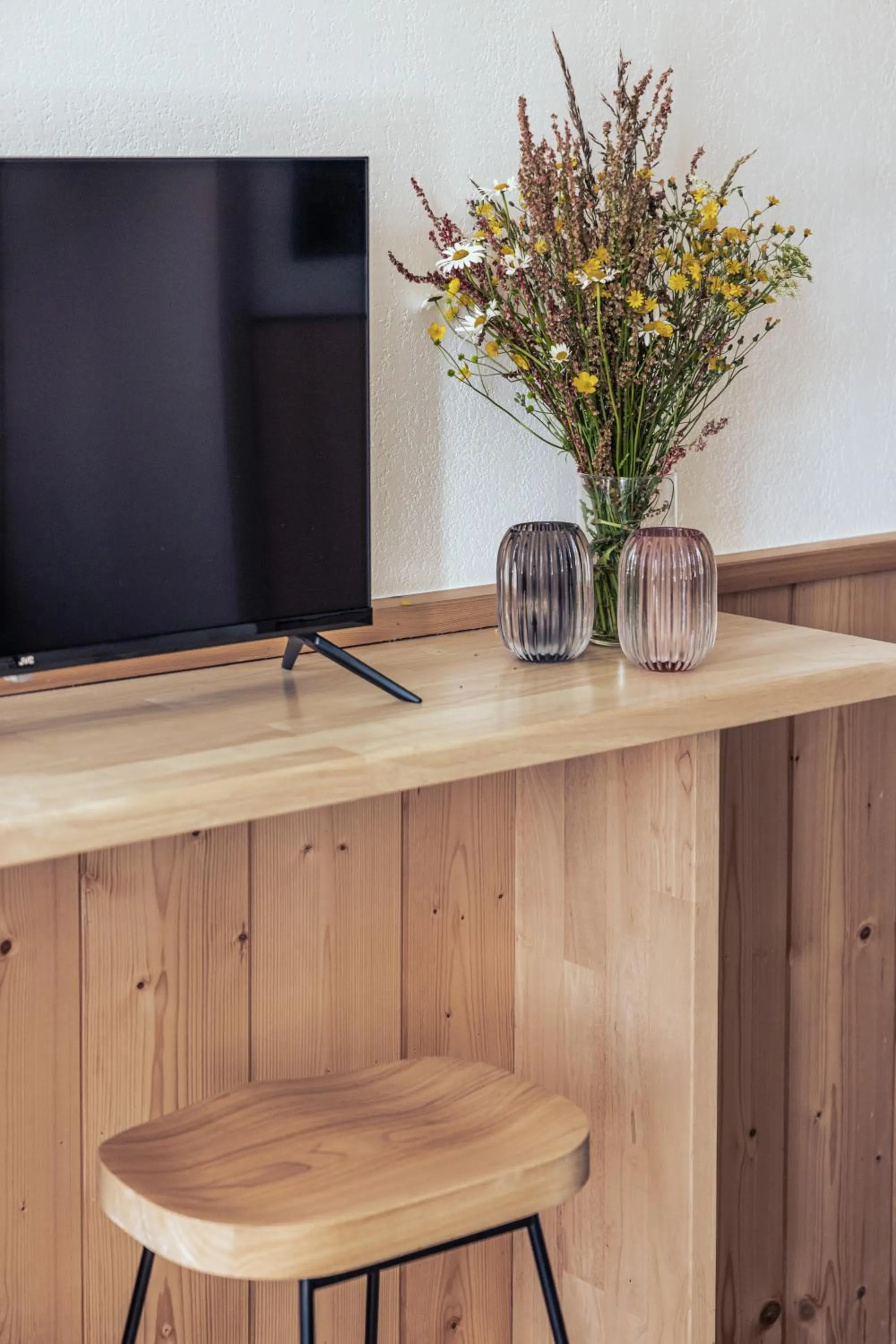 TV and multimedia in Le Clos du 5 - Appart Hotel Bagneres