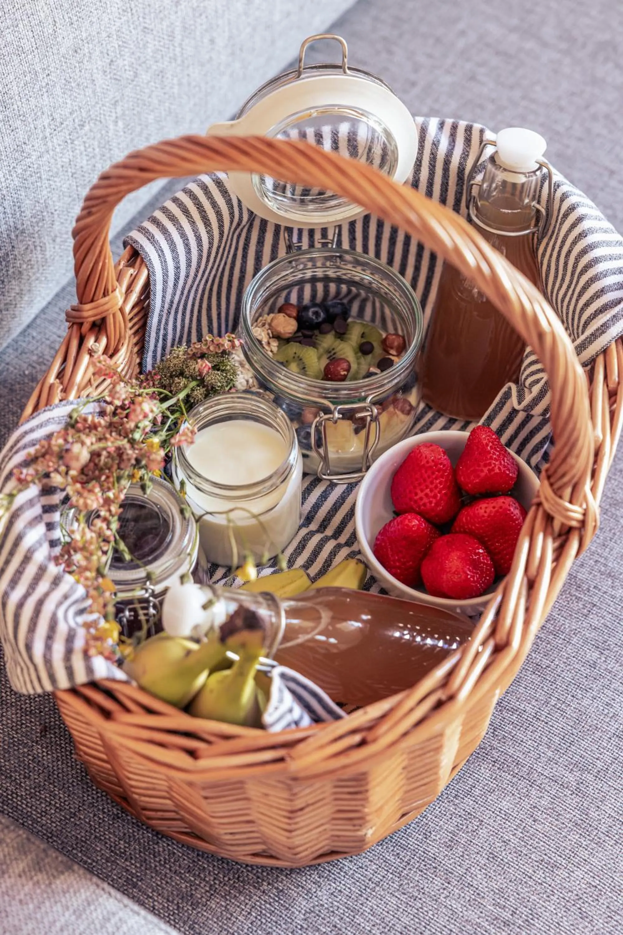 Food and drinks in Le Clos du 5 - Appart Hotel Bagneres