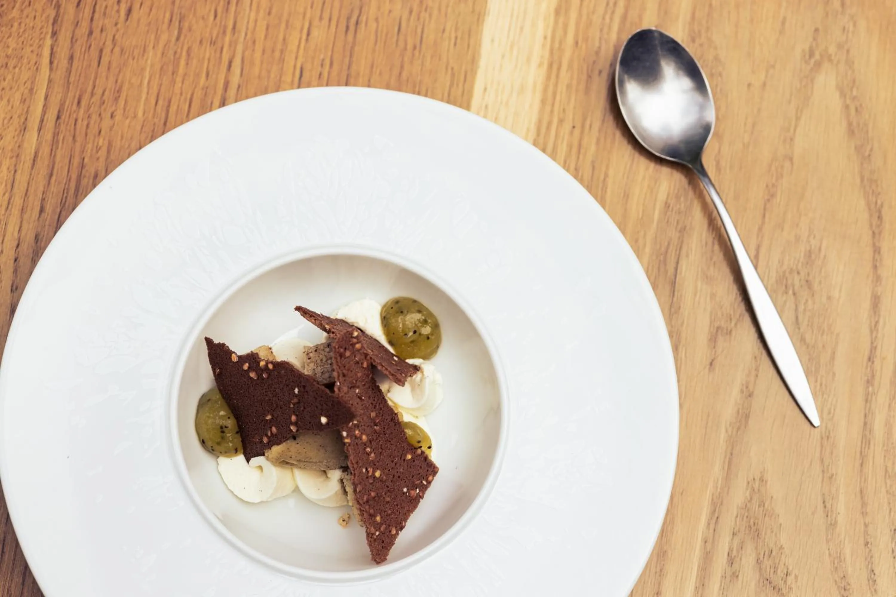 Restaurant/places to eat in Le Clos du 5 - Appart Hotel Bagneres