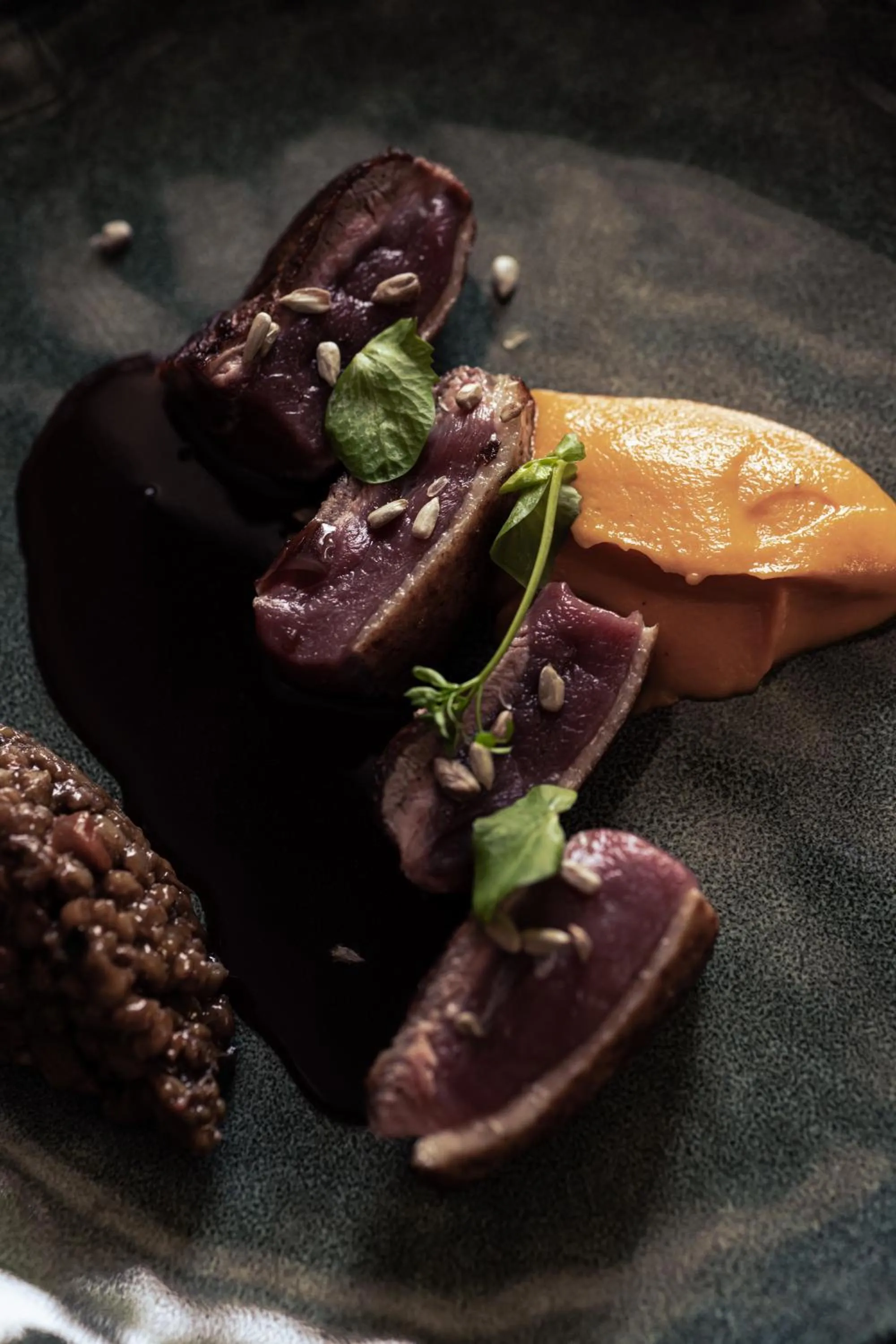 Restaurant/places to eat in Le Clos du 5 - Appart Hotel Bagneres