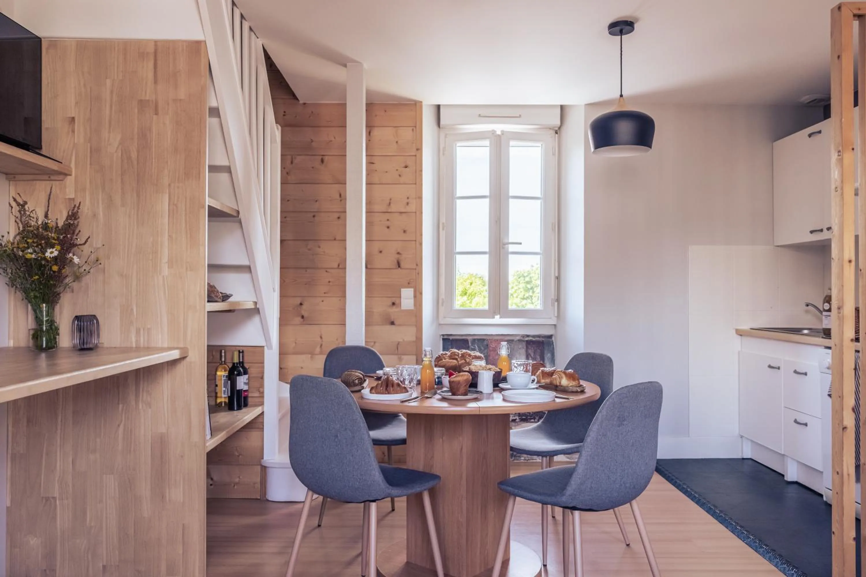 Kitchen or kitchenette in Le Clos du 5 - Appart Hotel Bagneres