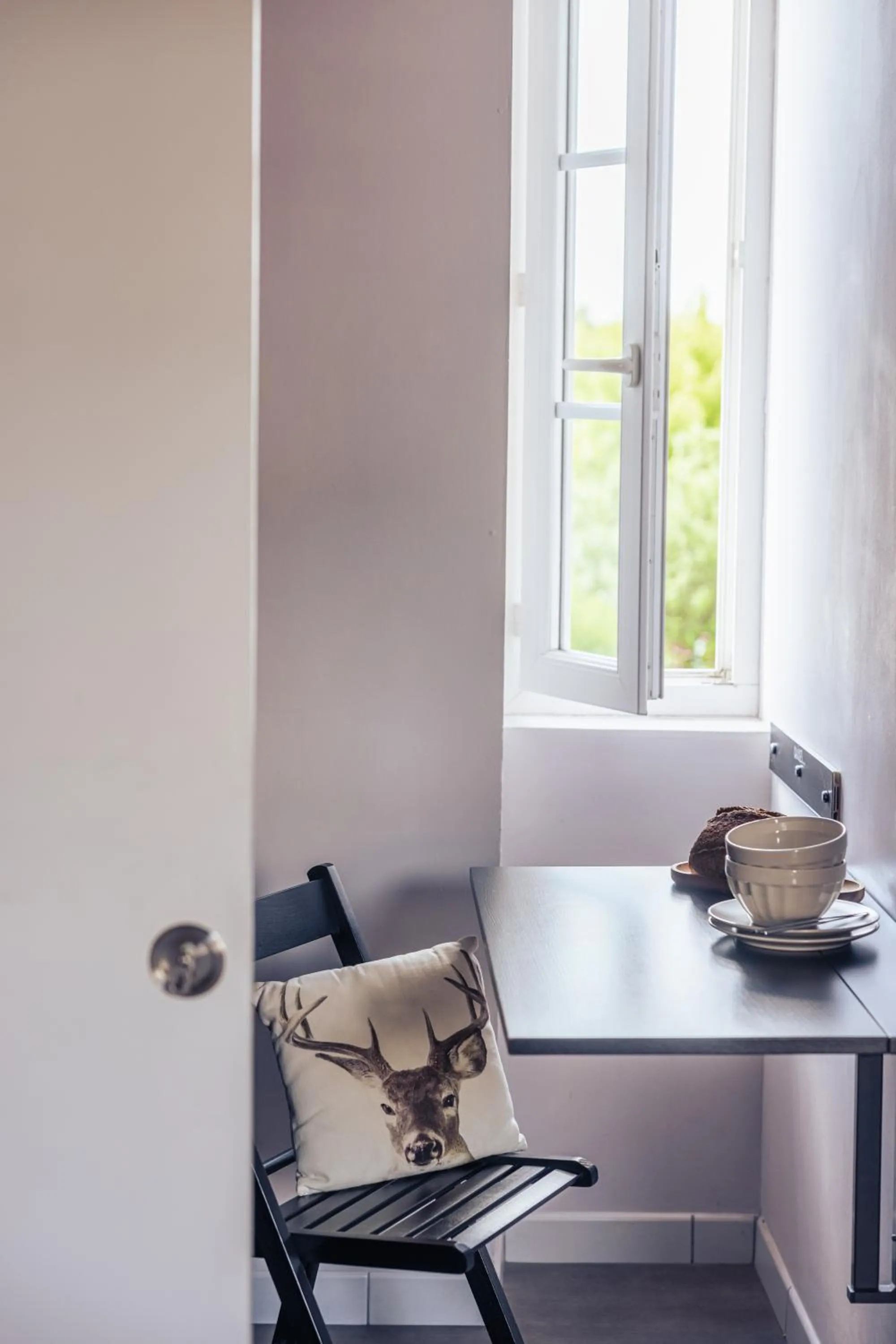 Dining area in Le Clos du 5 - Appart Hotel Bagneres