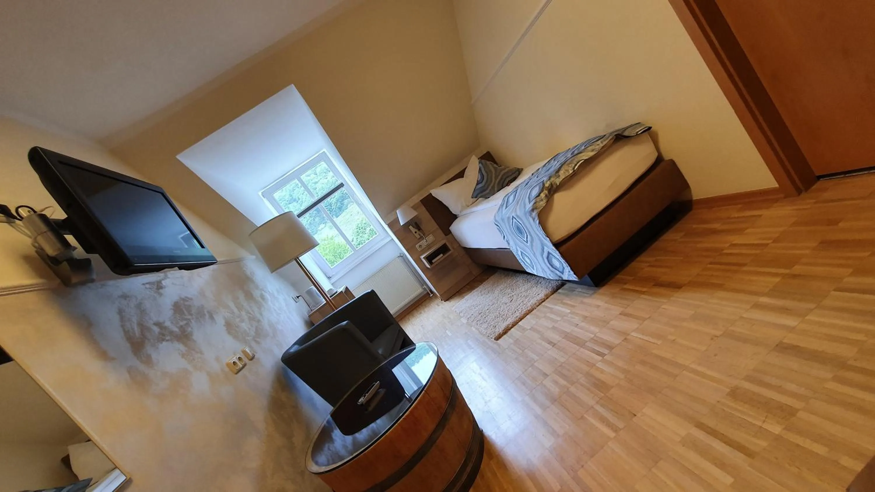 TV and multimedia in Hotel Zum Anker-THULLs Restaurant