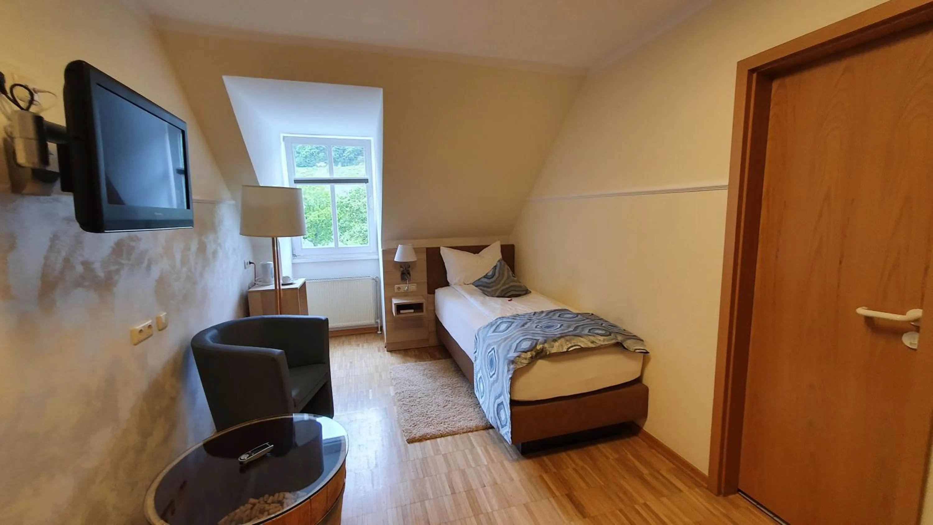 Bedroom, Bed in Hotel Zum Anker-THULLs Restaurant