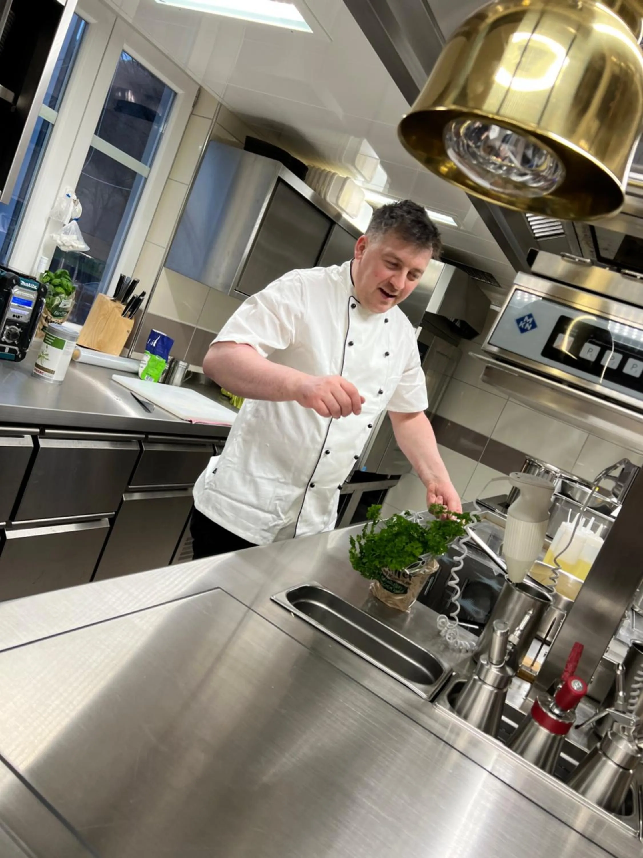 People in Hotel Zum Anker-THULLs Restaurant