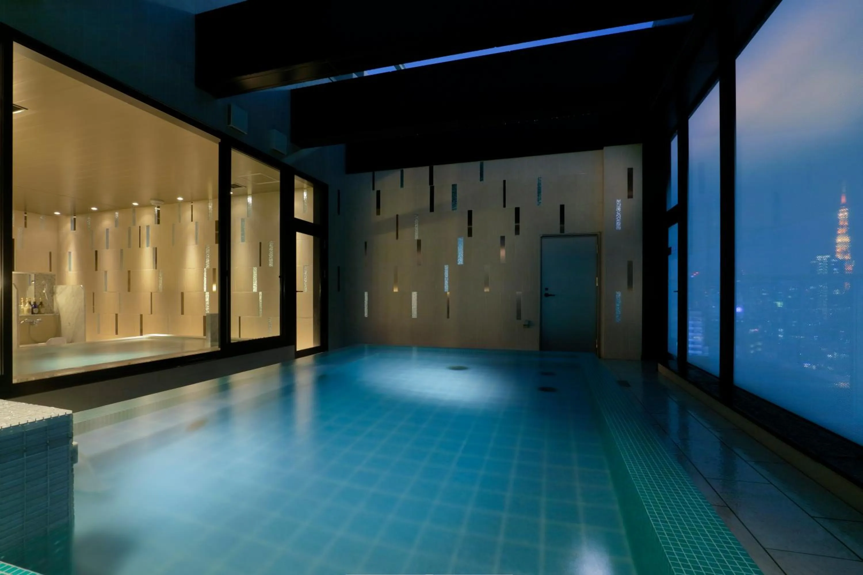 Open Air Bath in Candeo Hotels Tokyo Roppongi