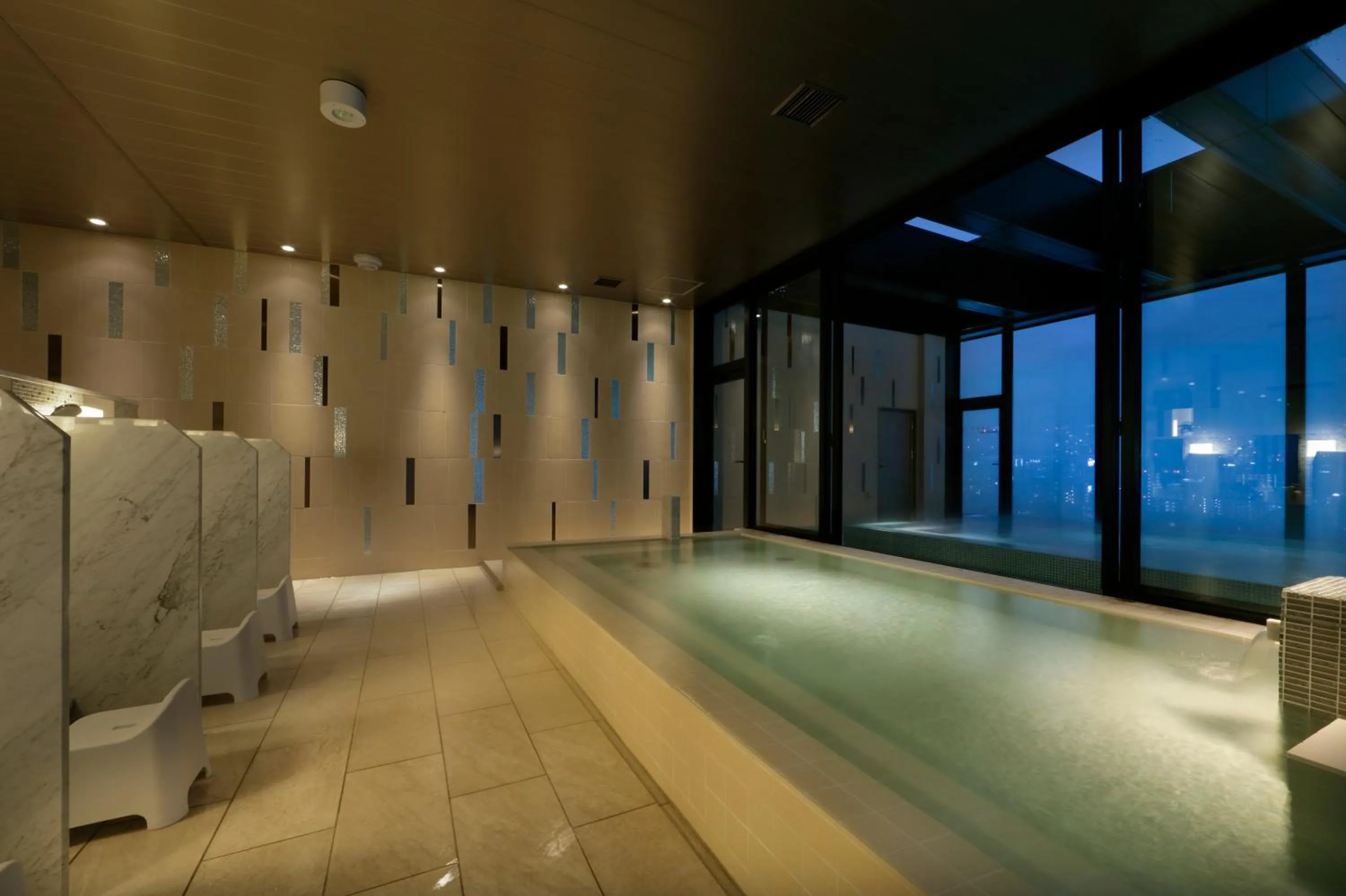 Open Air Bath in Candeo Hotels Tokyo Roppongi