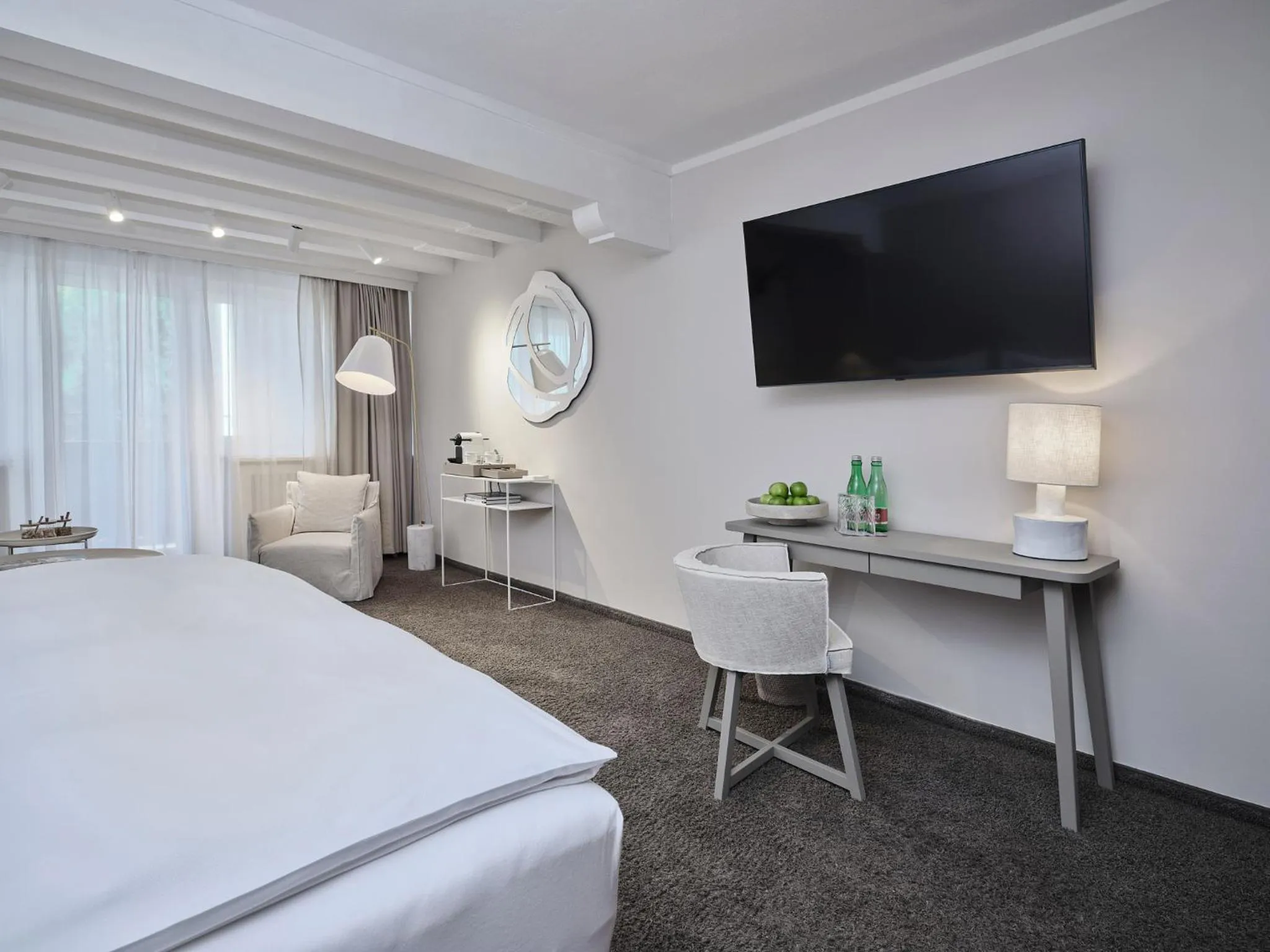 TV and multimedia, Bed in Q! Hotel Maria Theresia