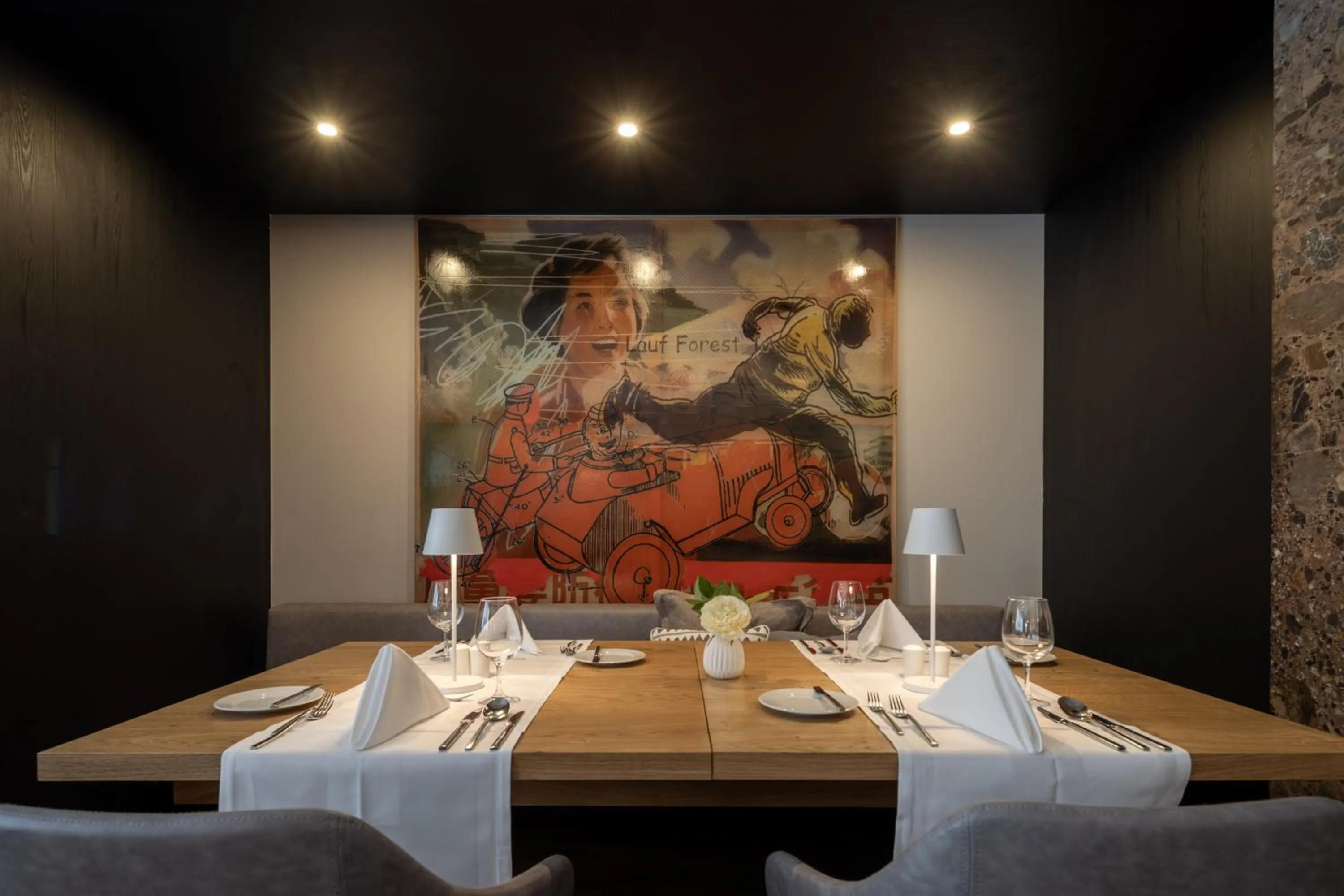 Restaurant/places to eat in Q! Hotel Maria Theresia