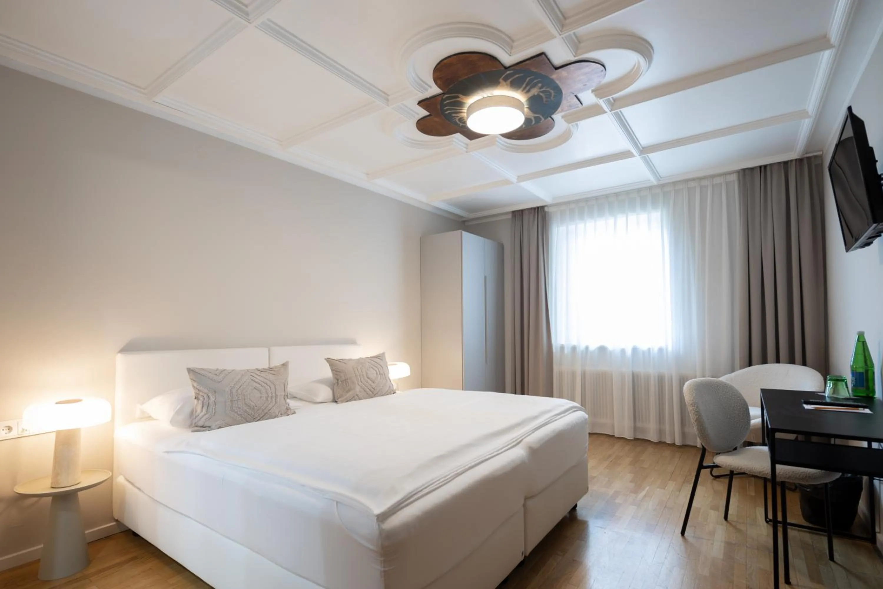 Bed in Q! Hotel Maria Theresia