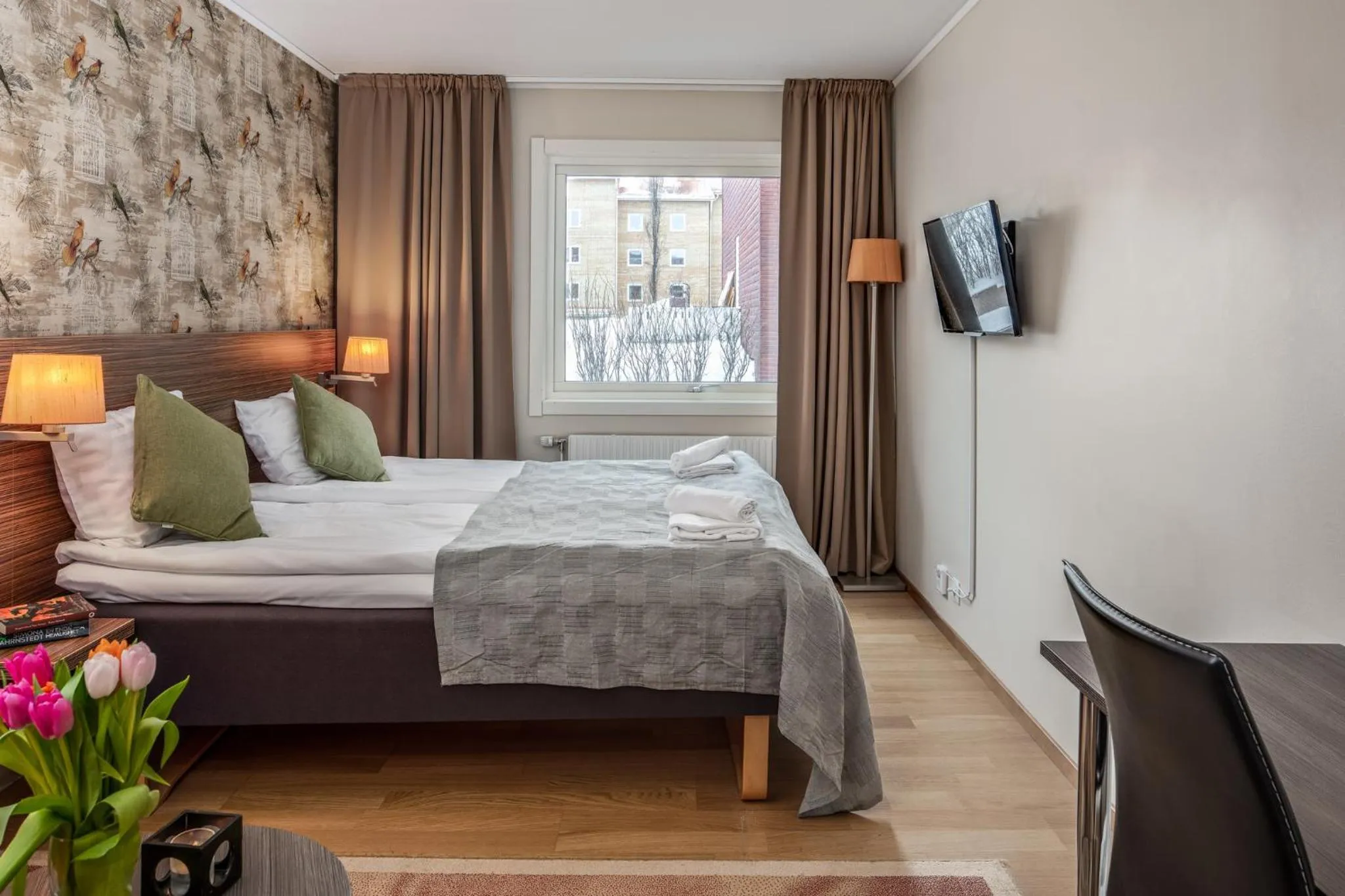 Photo of the whole room, Bed in SPiS Hotell Naran