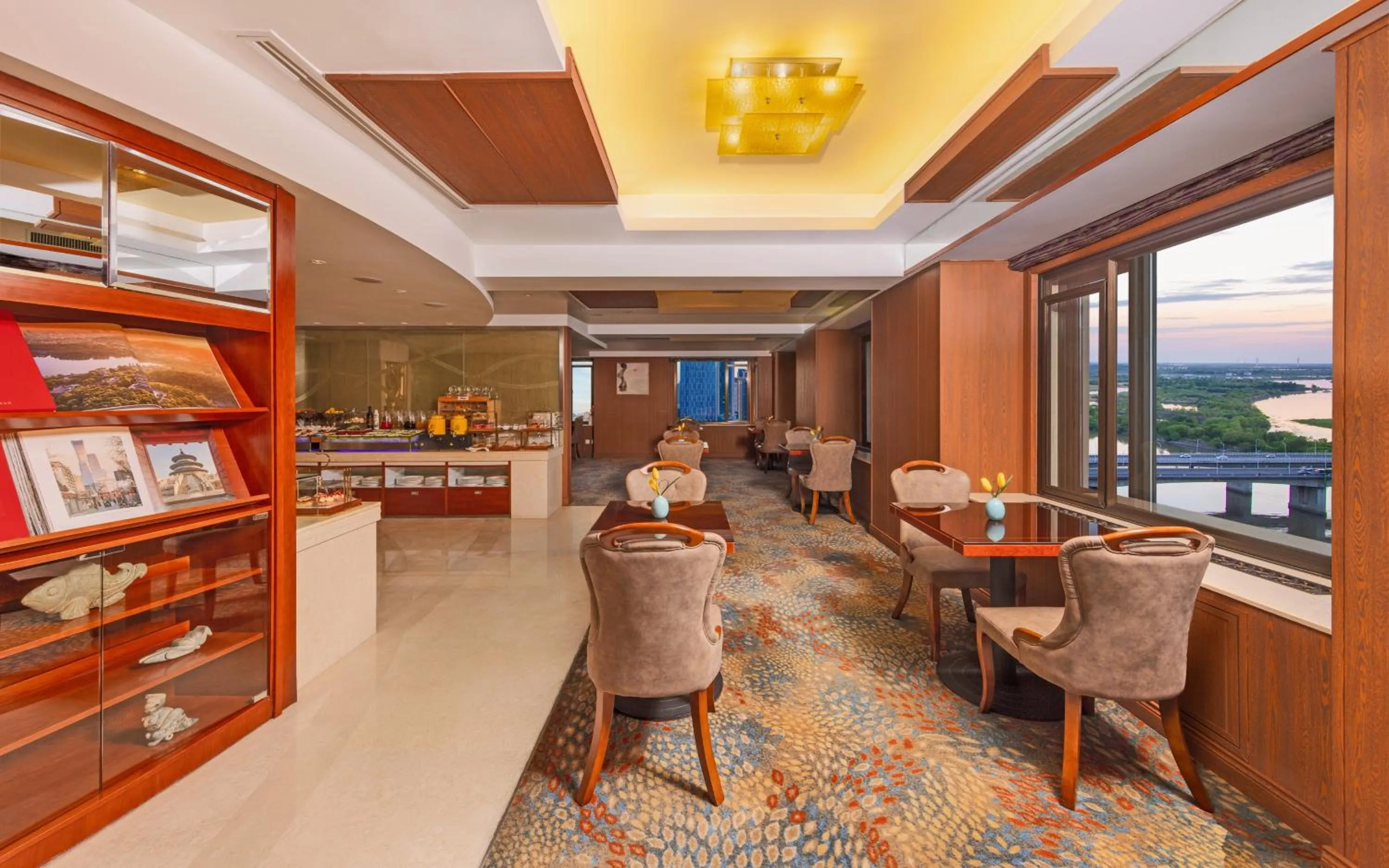 Restaurant/places to eat in Shangri-La Harbin