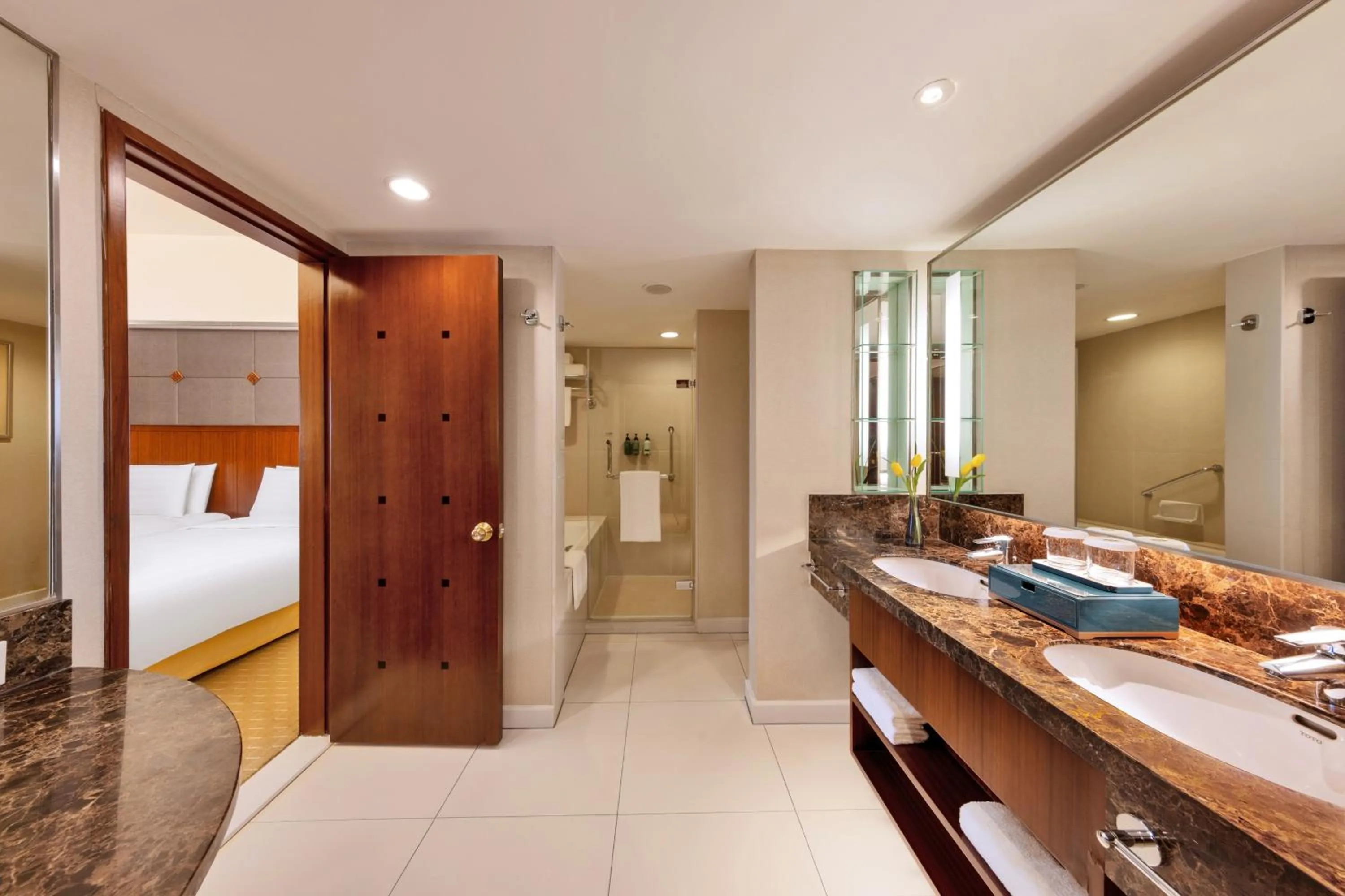 Bathroom in Shangri-La Harbin