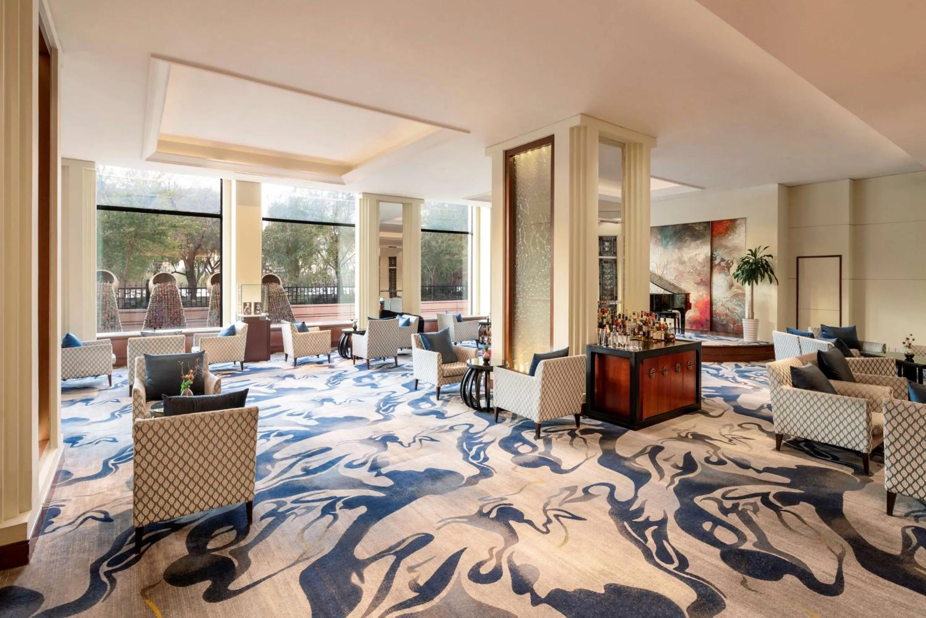 Lounge or bar in Shangri-La Harbin