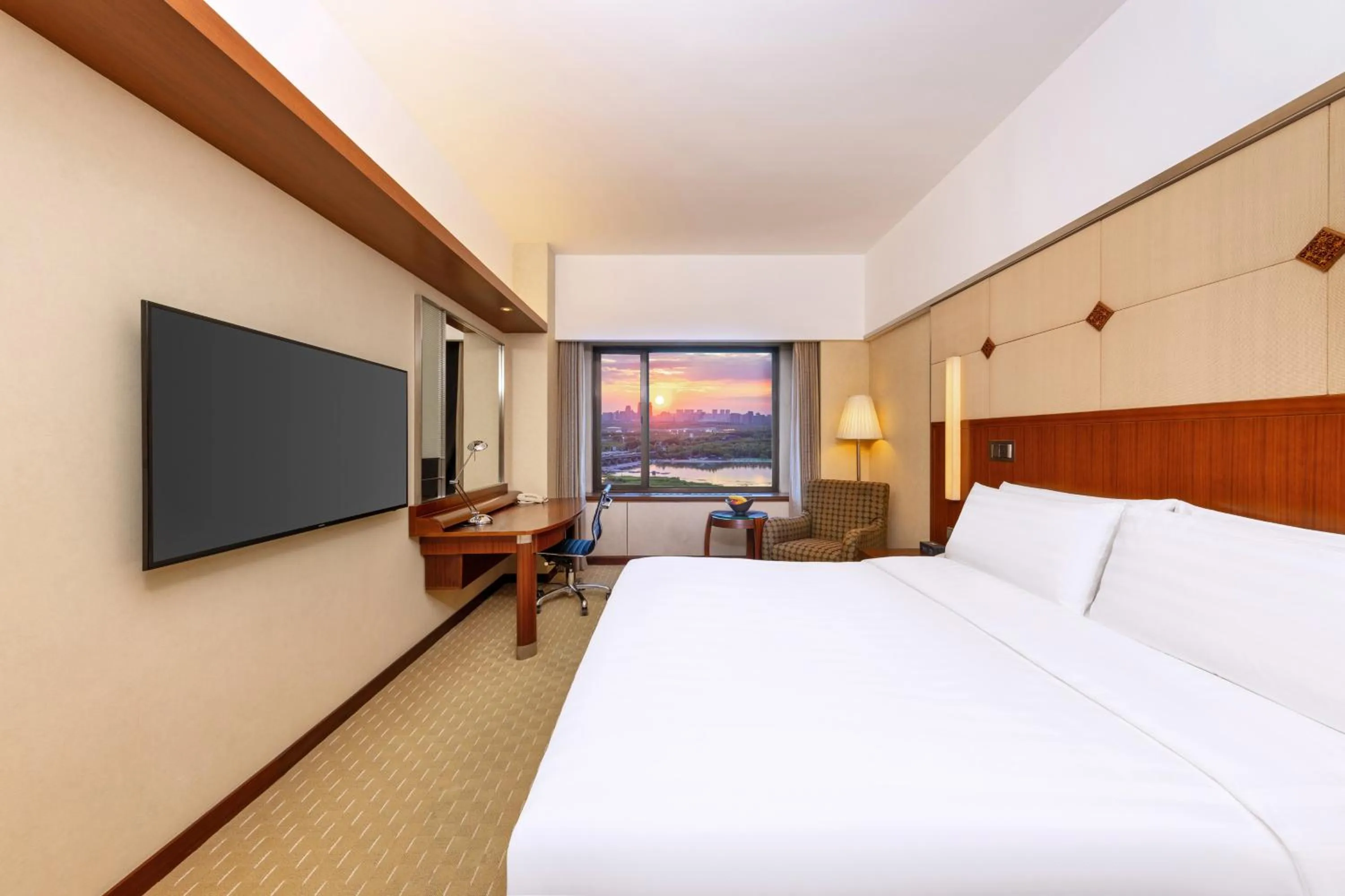 Bed in Shangri-La Harbin