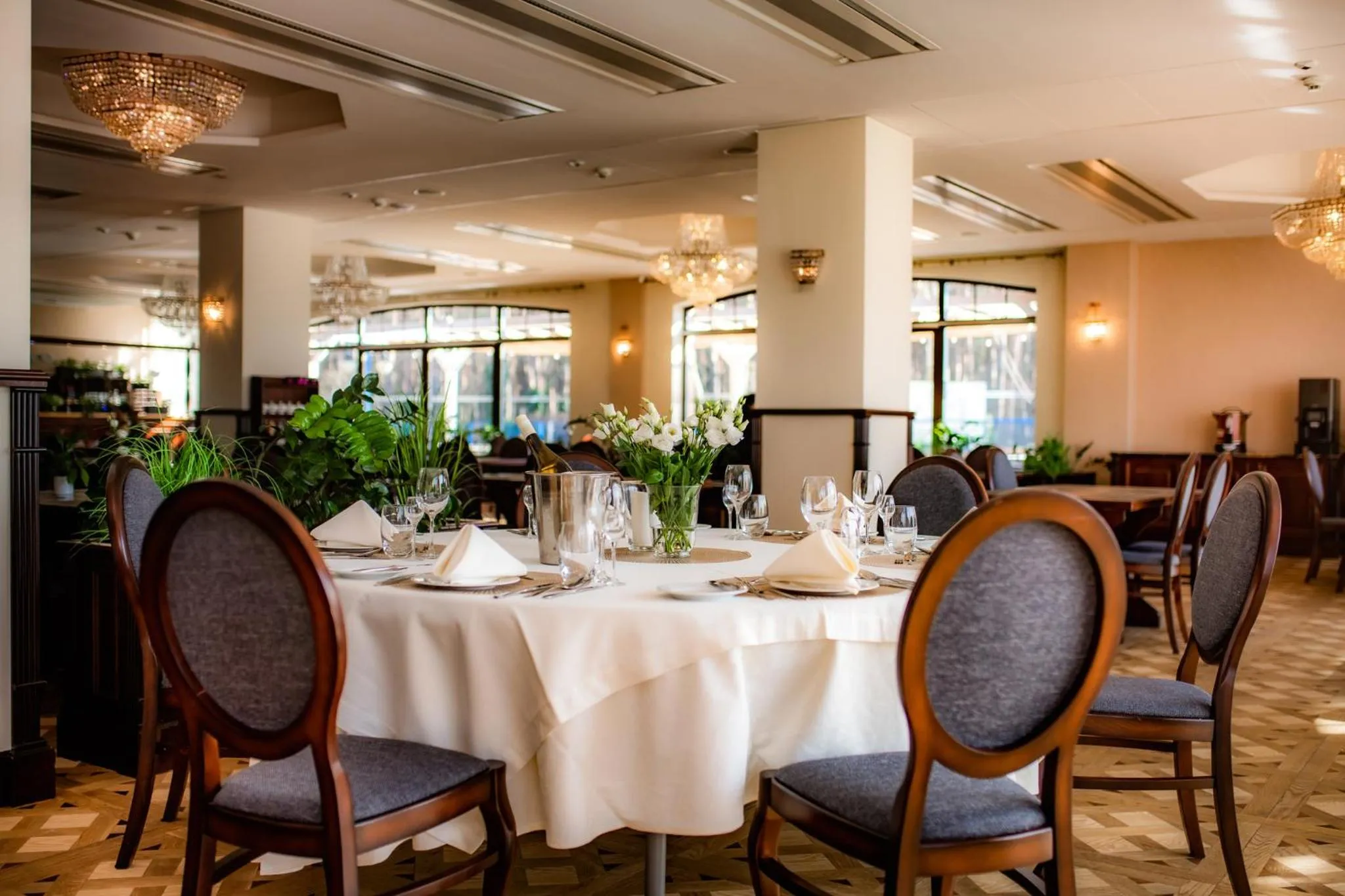 Restaurant/places to eat in Hotel Park Kajetany