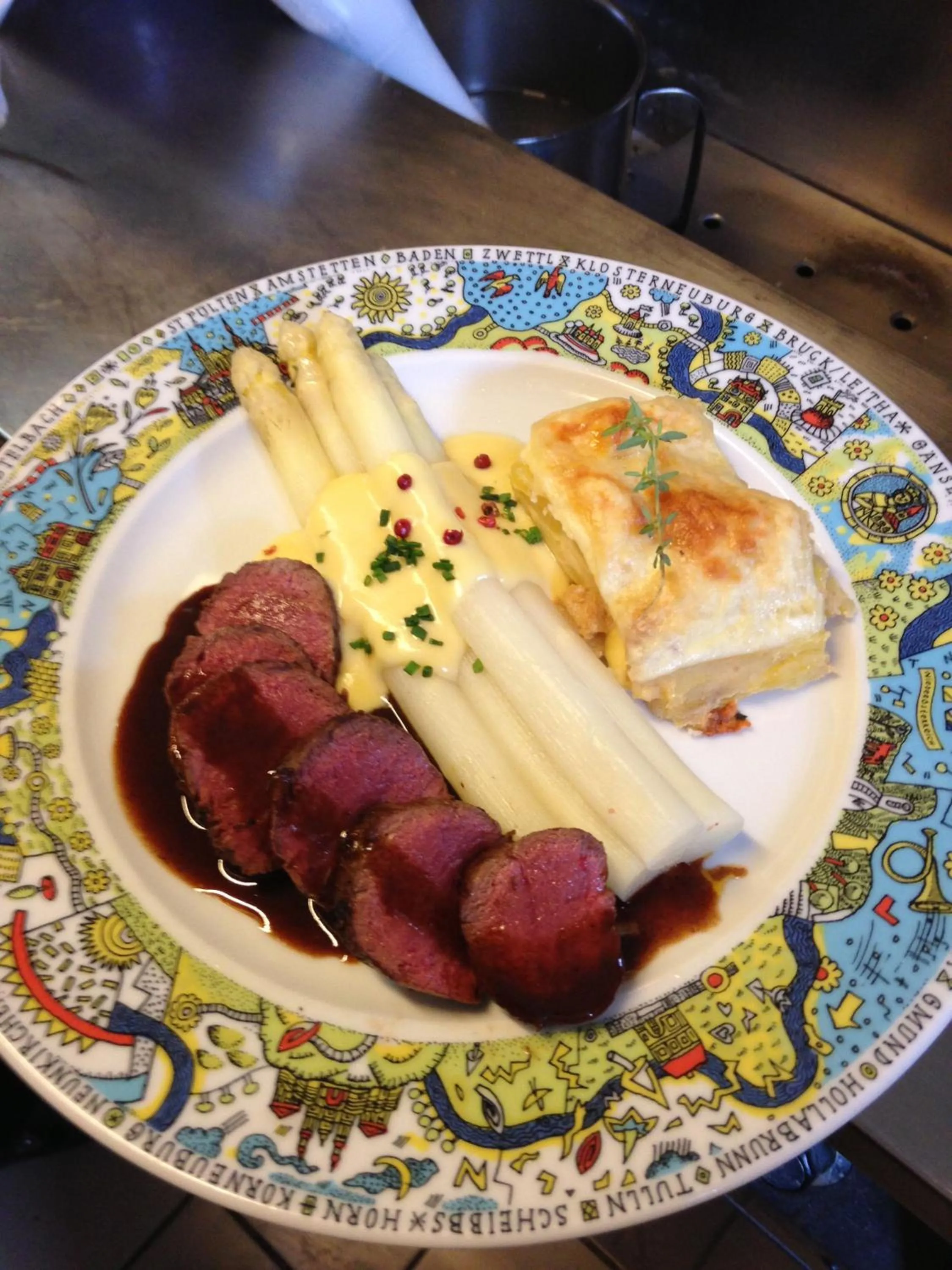 Restaurant/places to eat in Hotel Restaurant Osterbauer