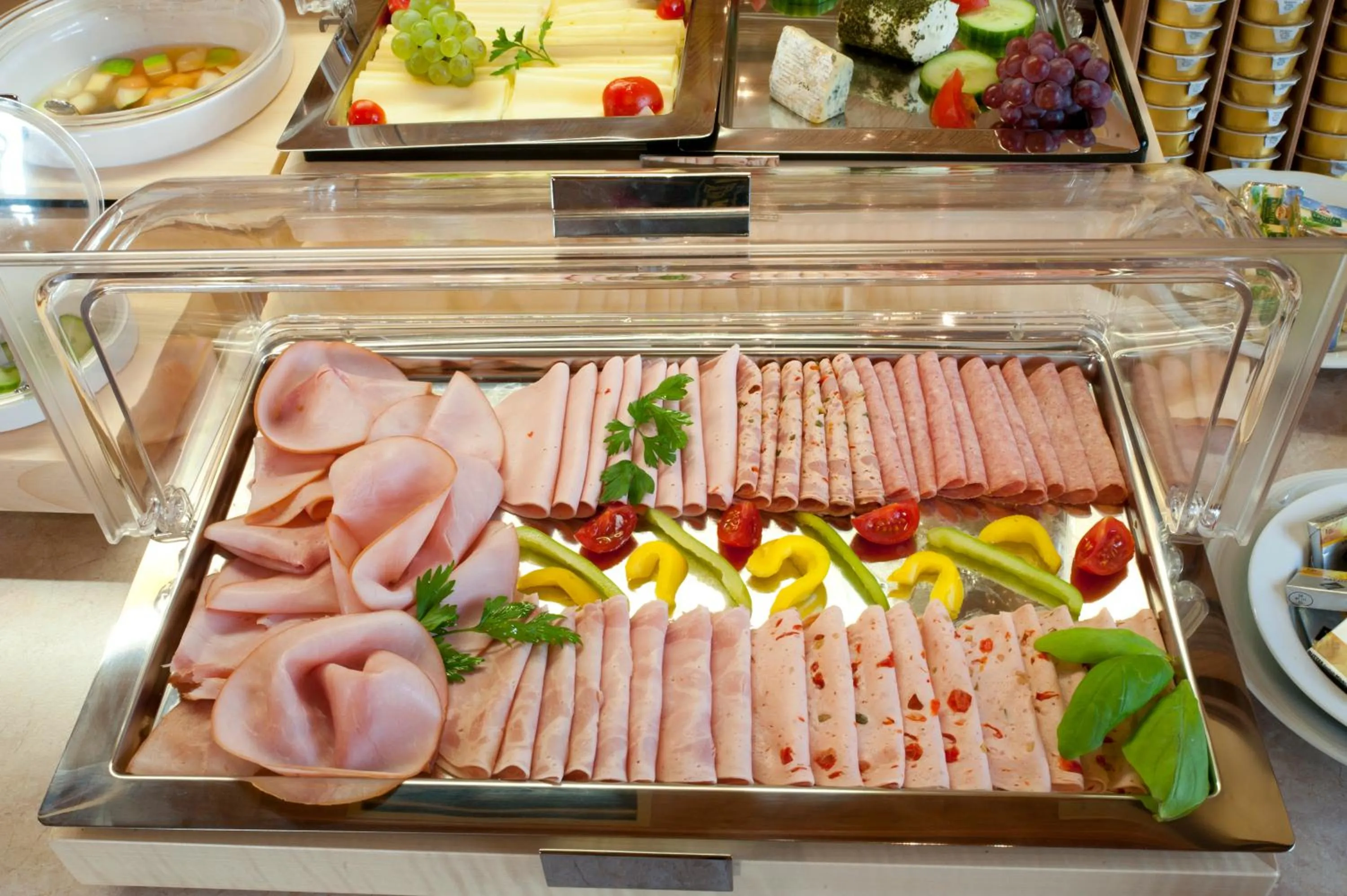 Buffet breakfast in Hotel Restaurant Osterbauer