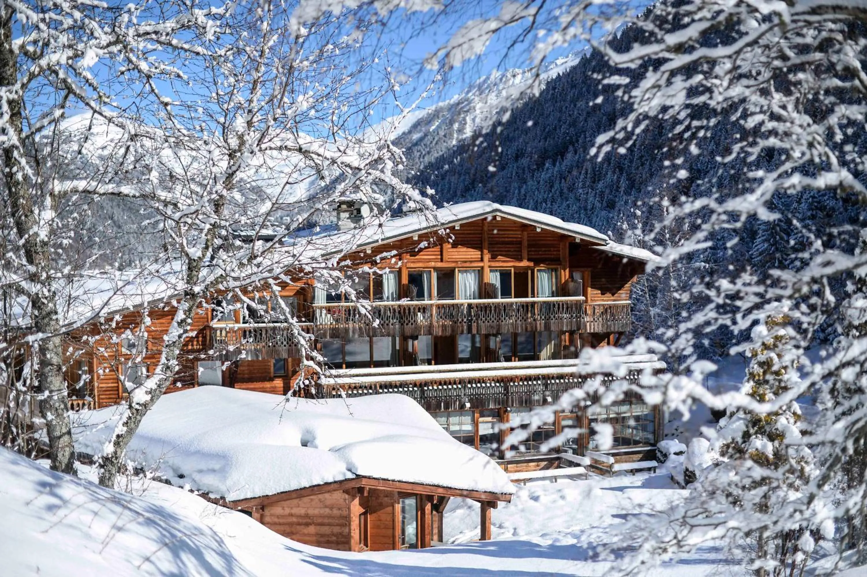Facade/entrance in Hôtel Le Jeu de Paume