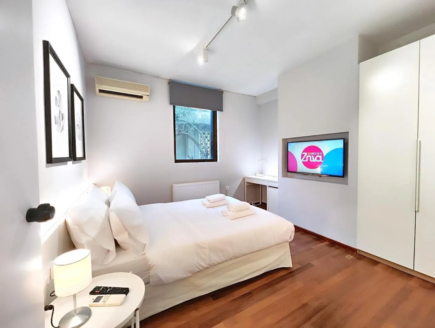 Bed in Vivo Apartments