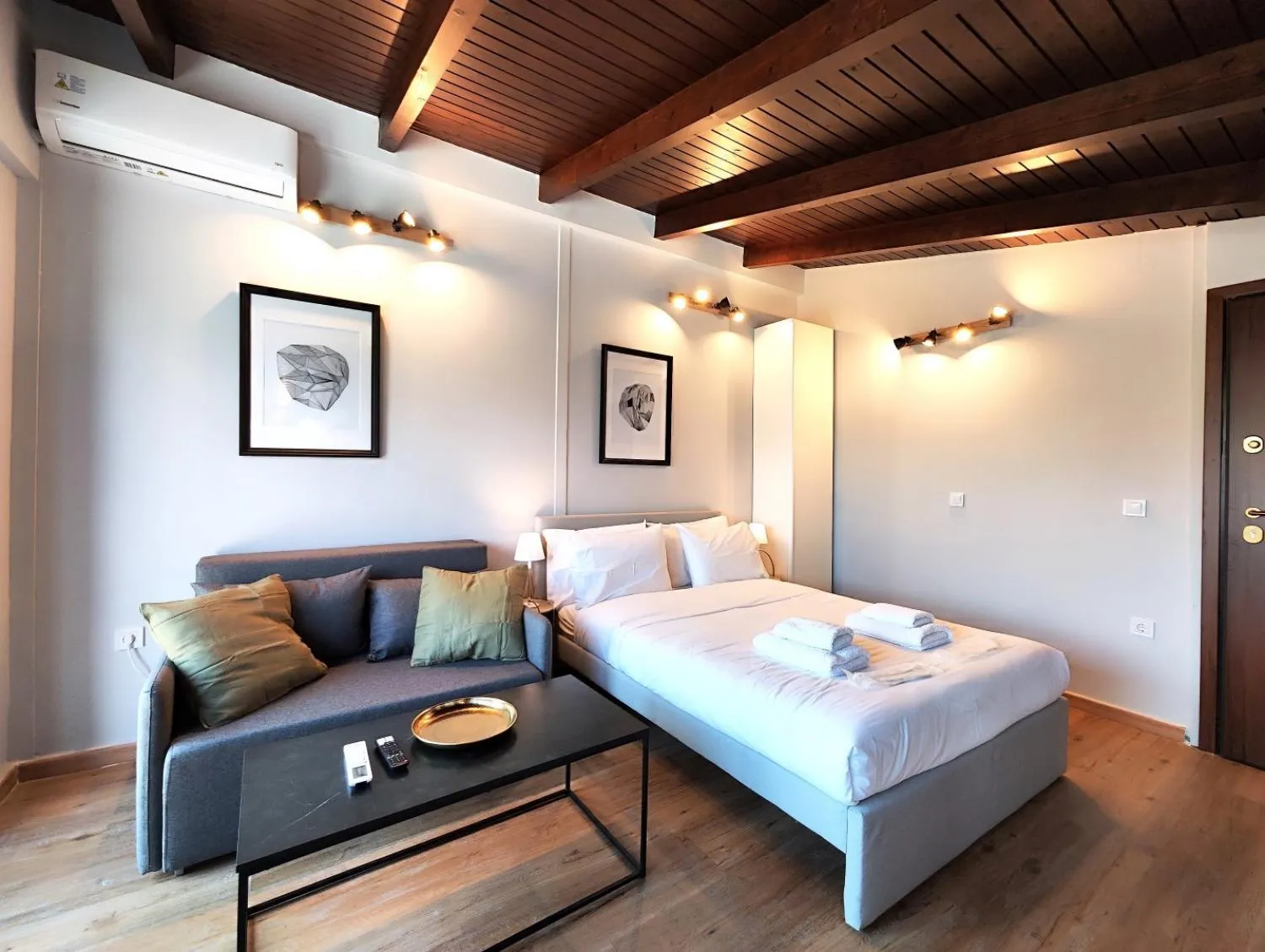 Bed in Vivo Apartments