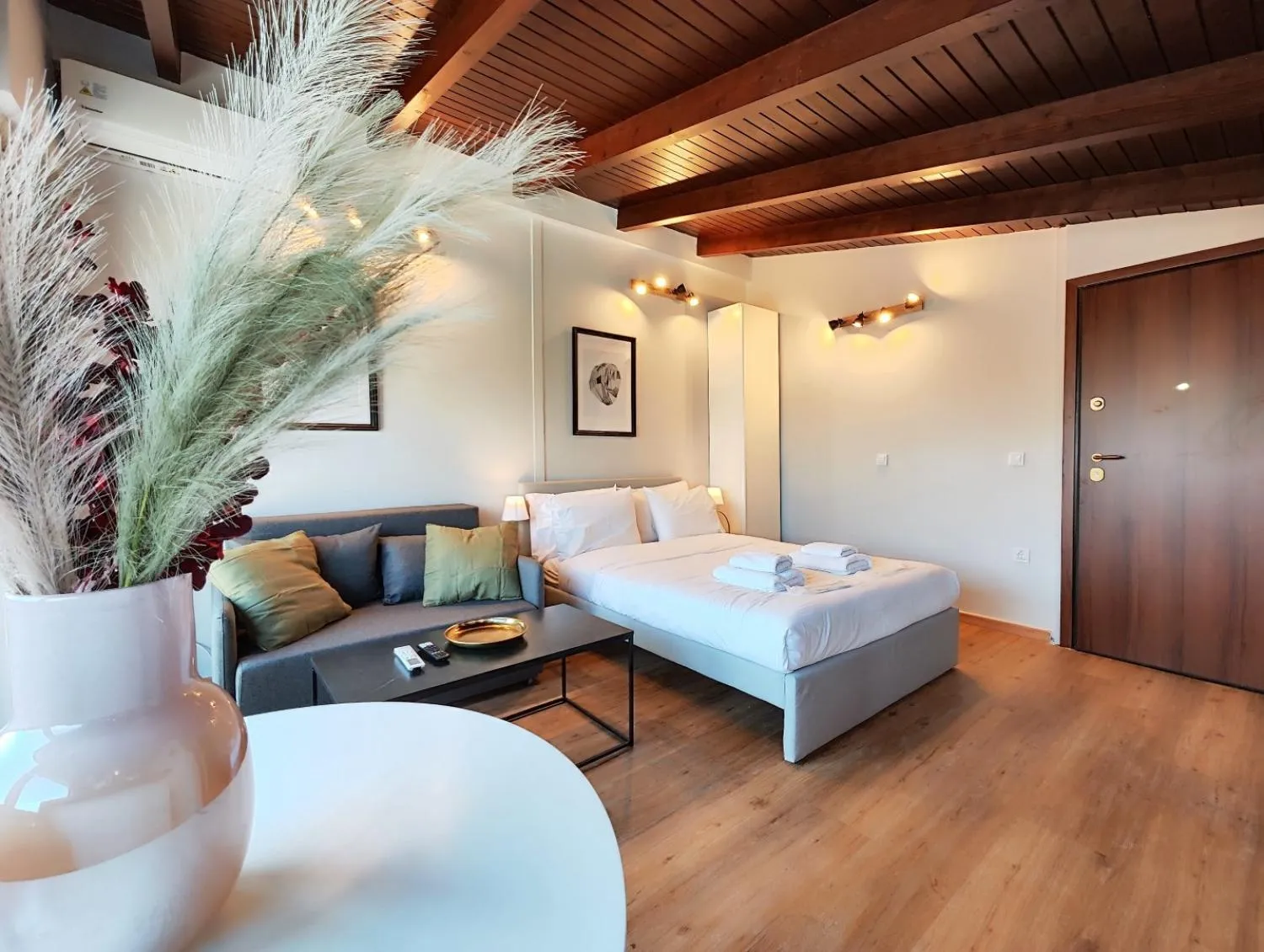 Bed in Vivo Apartments