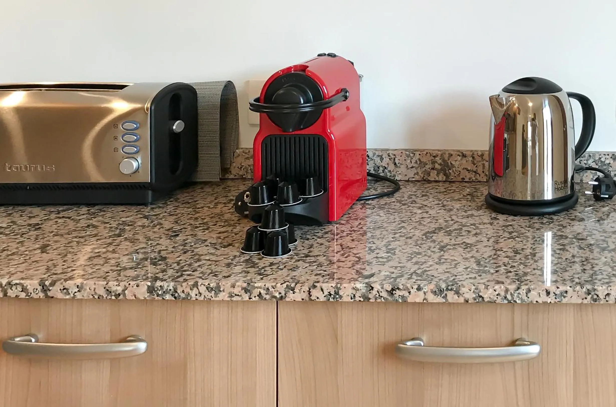 Coffee/tea facilities in Mallorca Suites - Turismo de Interior