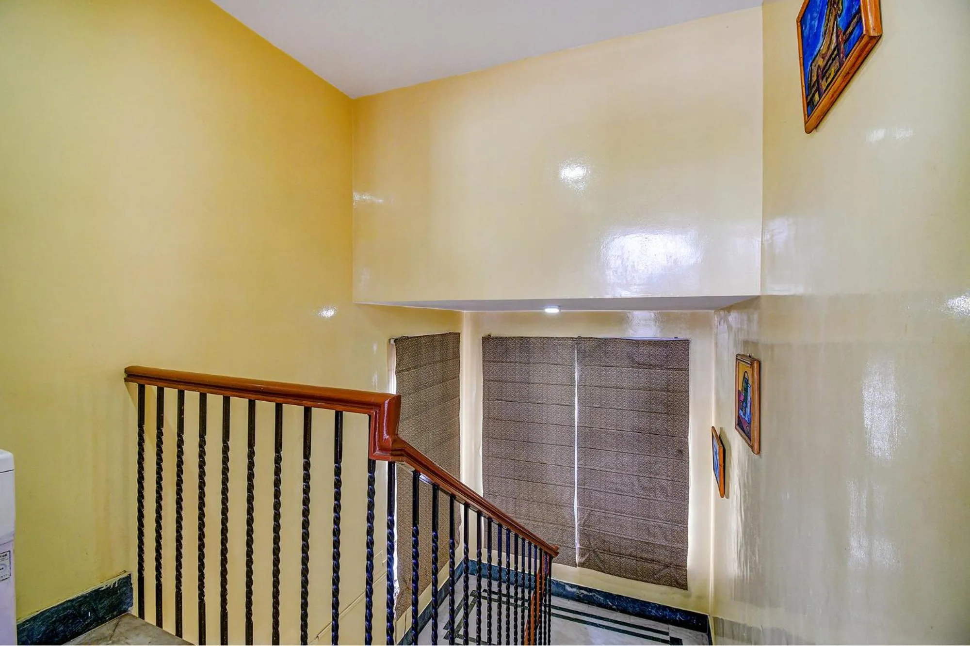 Lobby or reception in FabExpress Ullash Residency