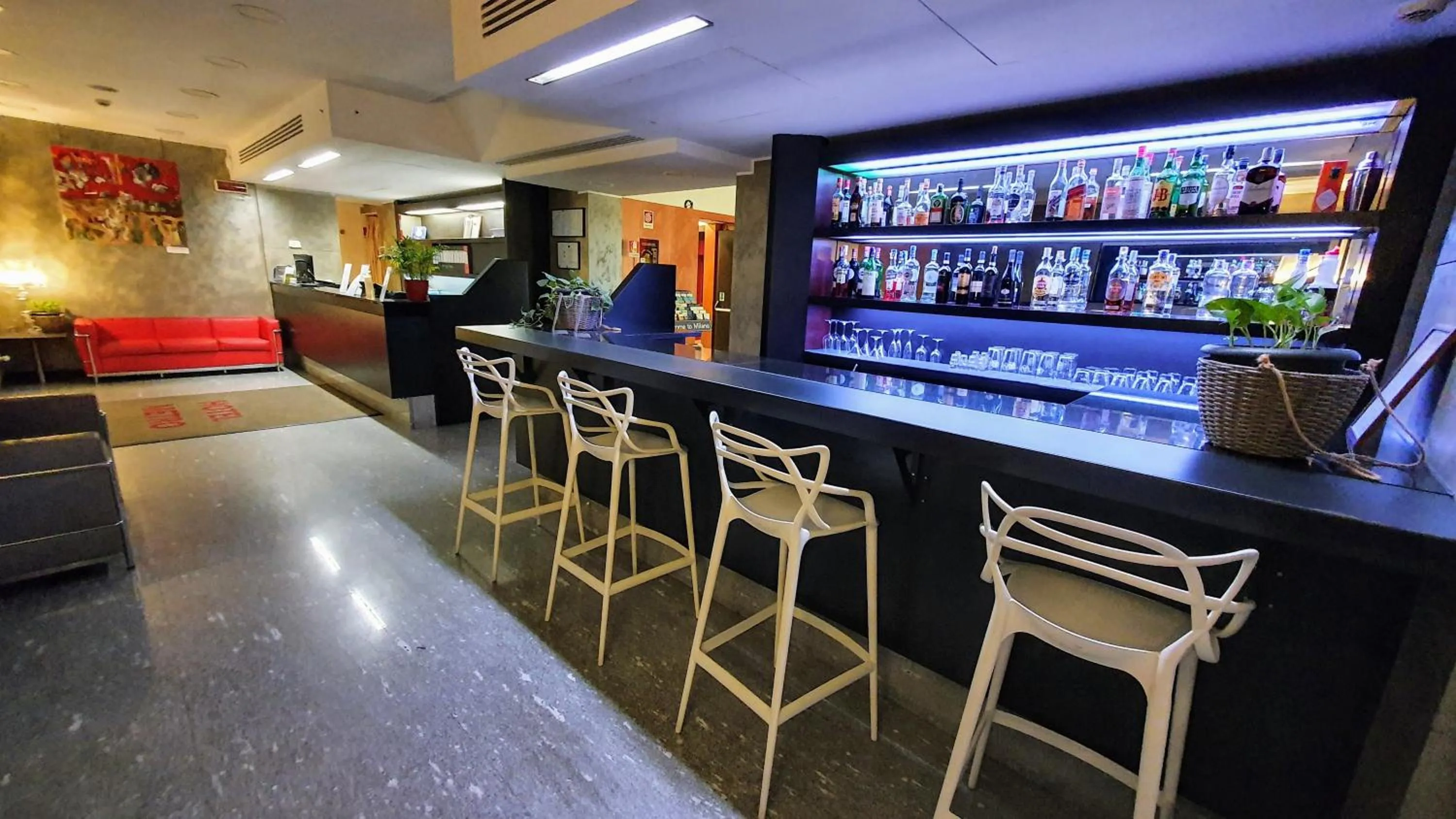 Lounge or bar in Hotel Metrò