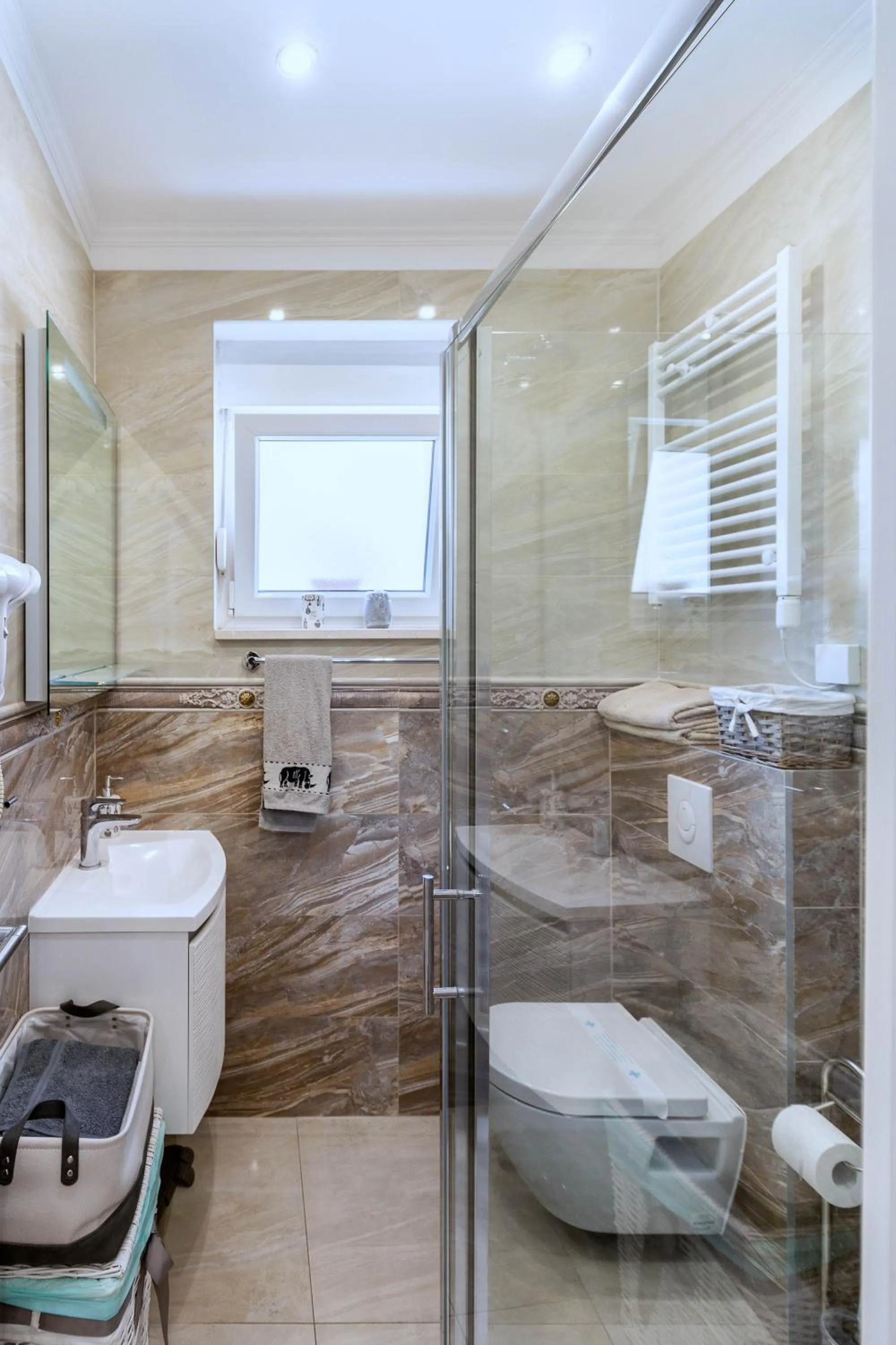 Bathroom in StaySplitBay