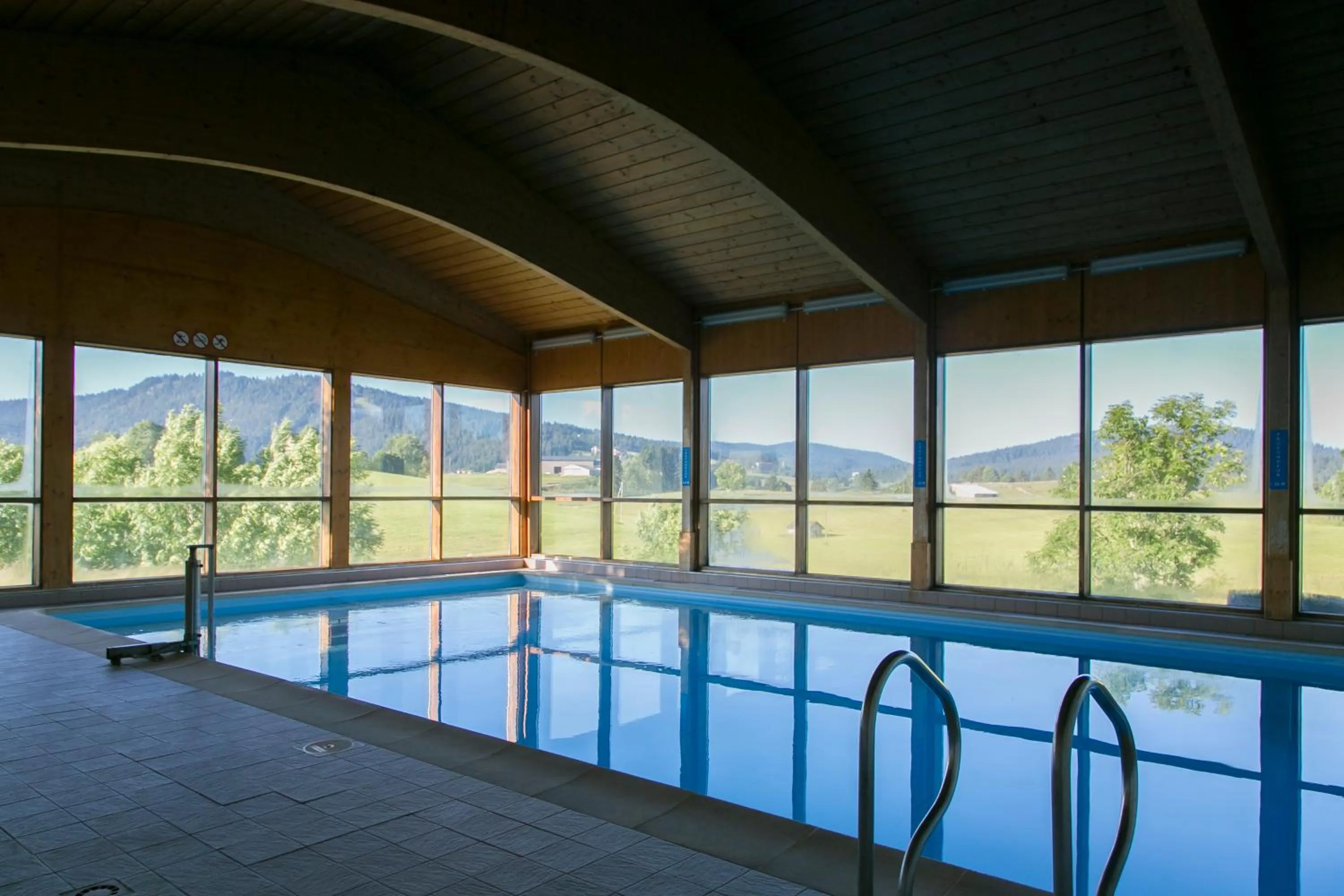 Summer in Résidence Les Clarines ( by Popinns )