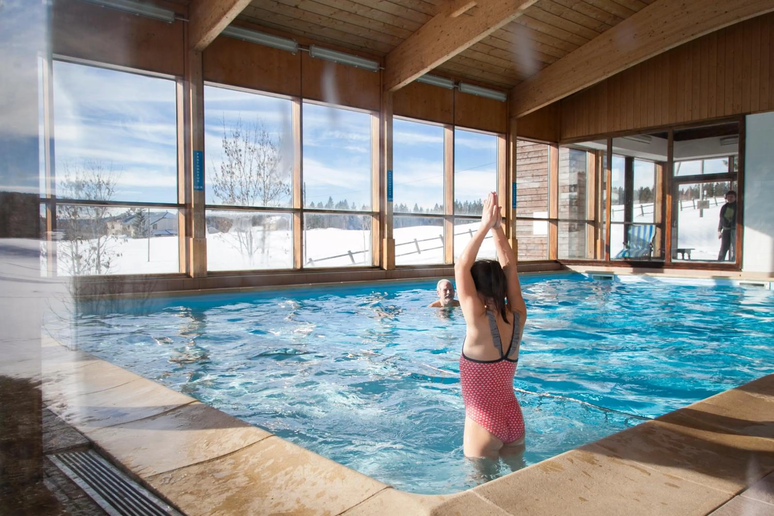 Swimming pool in Résidence Les Clarines ( by Popinns )