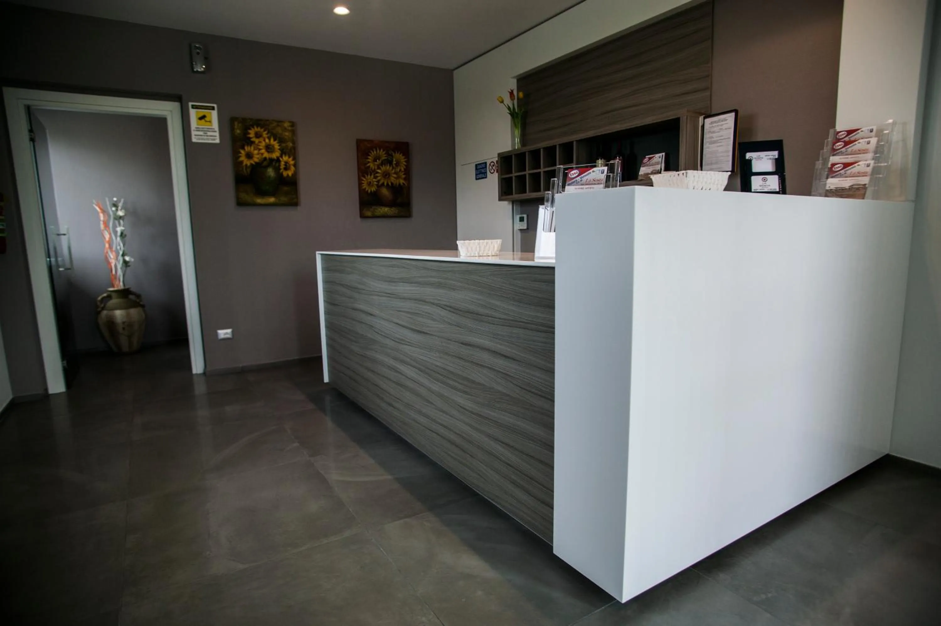 Lobby or reception in La Sosta Motel Tavola Calda