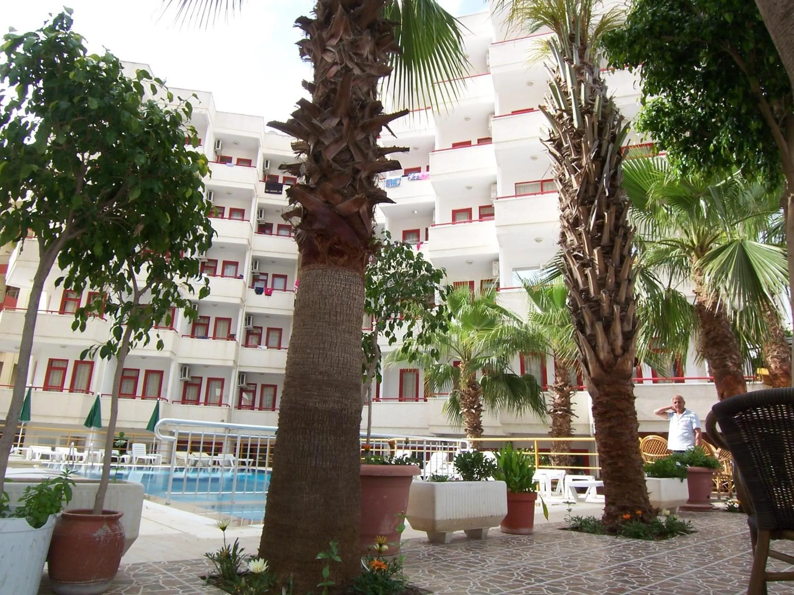 Garden in Semiz Apart Hotel