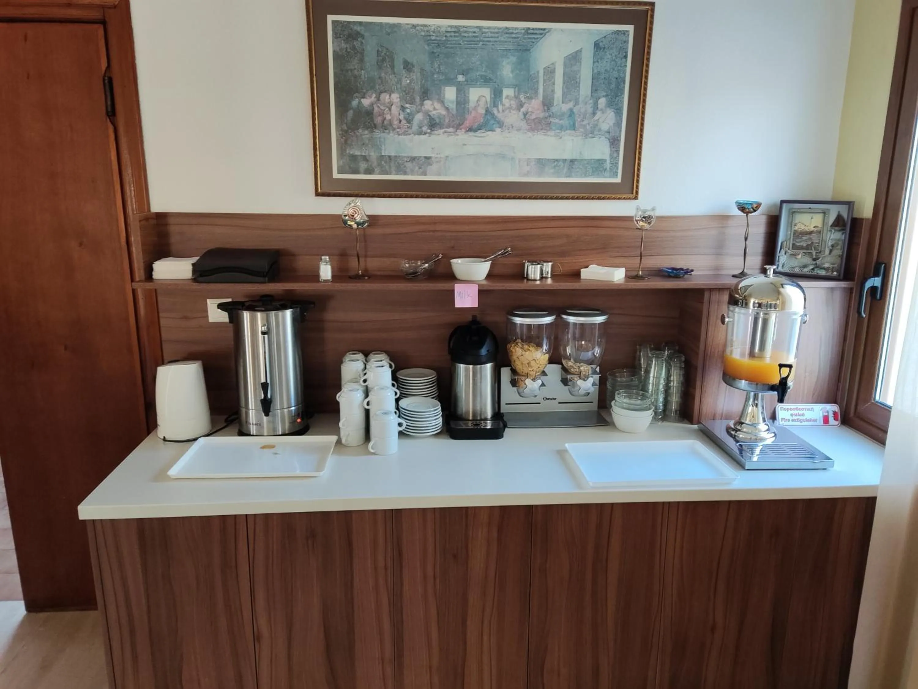 Buffet breakfast in Vontzos Hotel