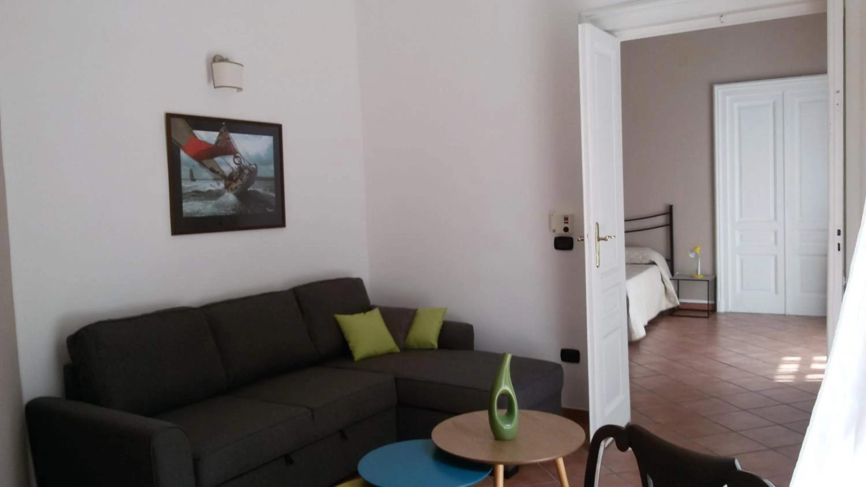 Photo of the whole room in 'Na Siesta