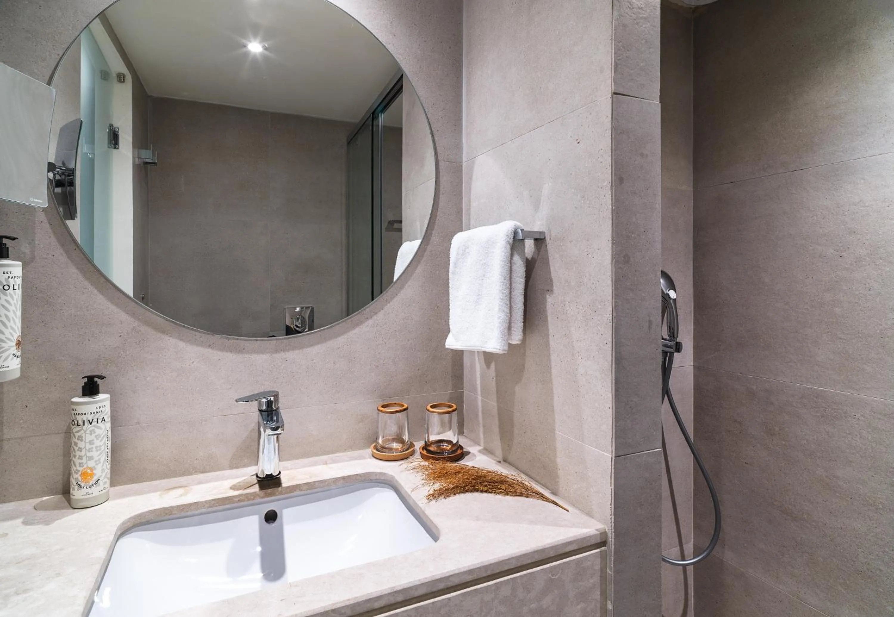 Bathroom in Leonardo Kolymbia Resort Rhodes