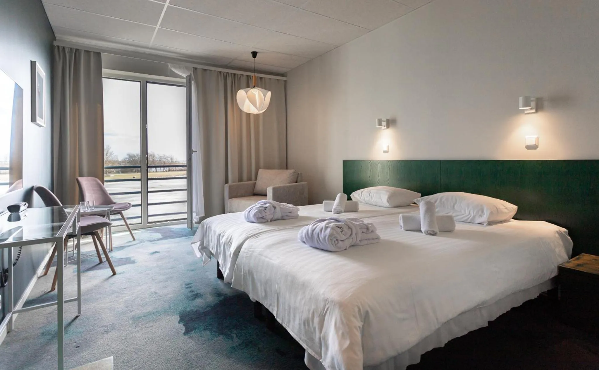 Bedroom, Bed in Meri Seaside Hotel & SPA