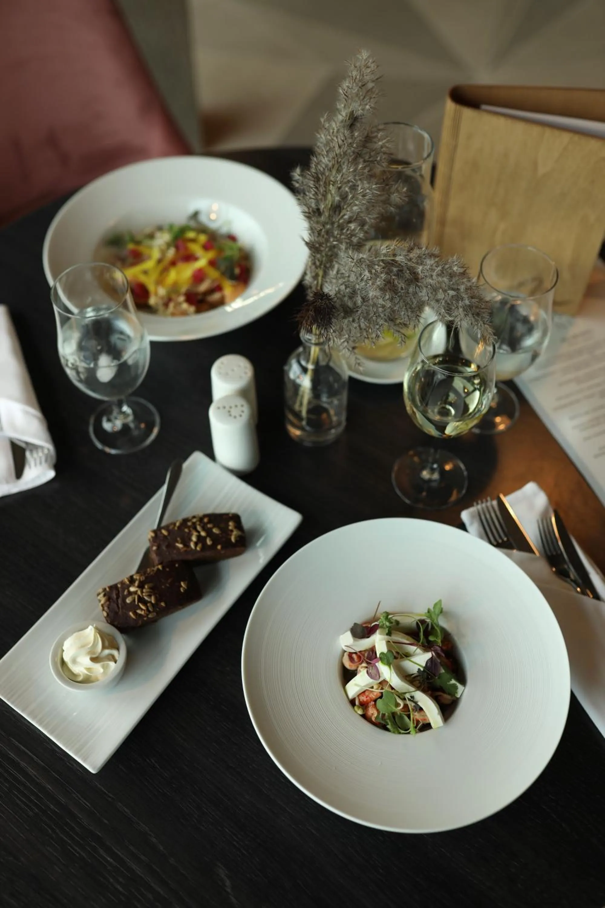 Restaurant/places to eat in Meri Seaside Hotel & SPA